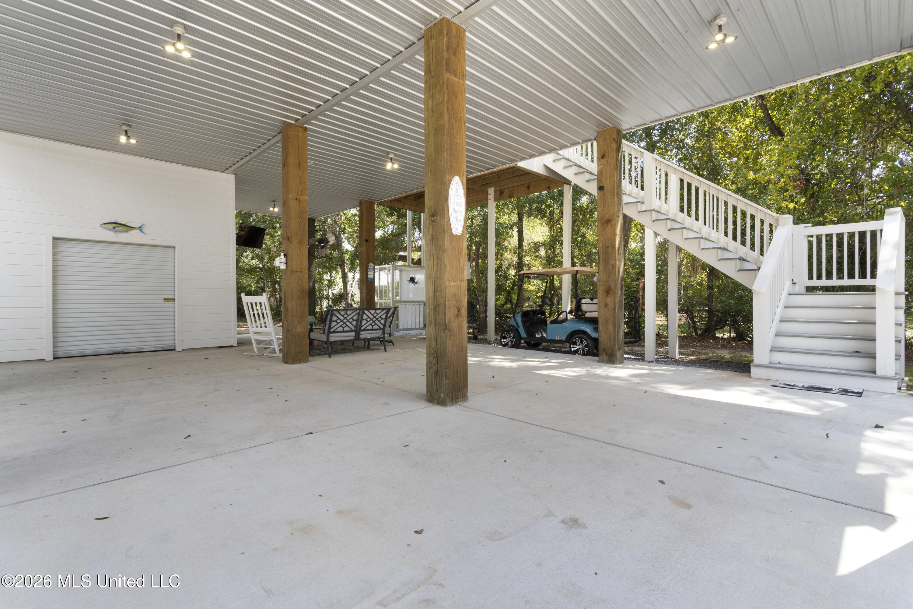 231 Leonhard Avenue Property Photo 43