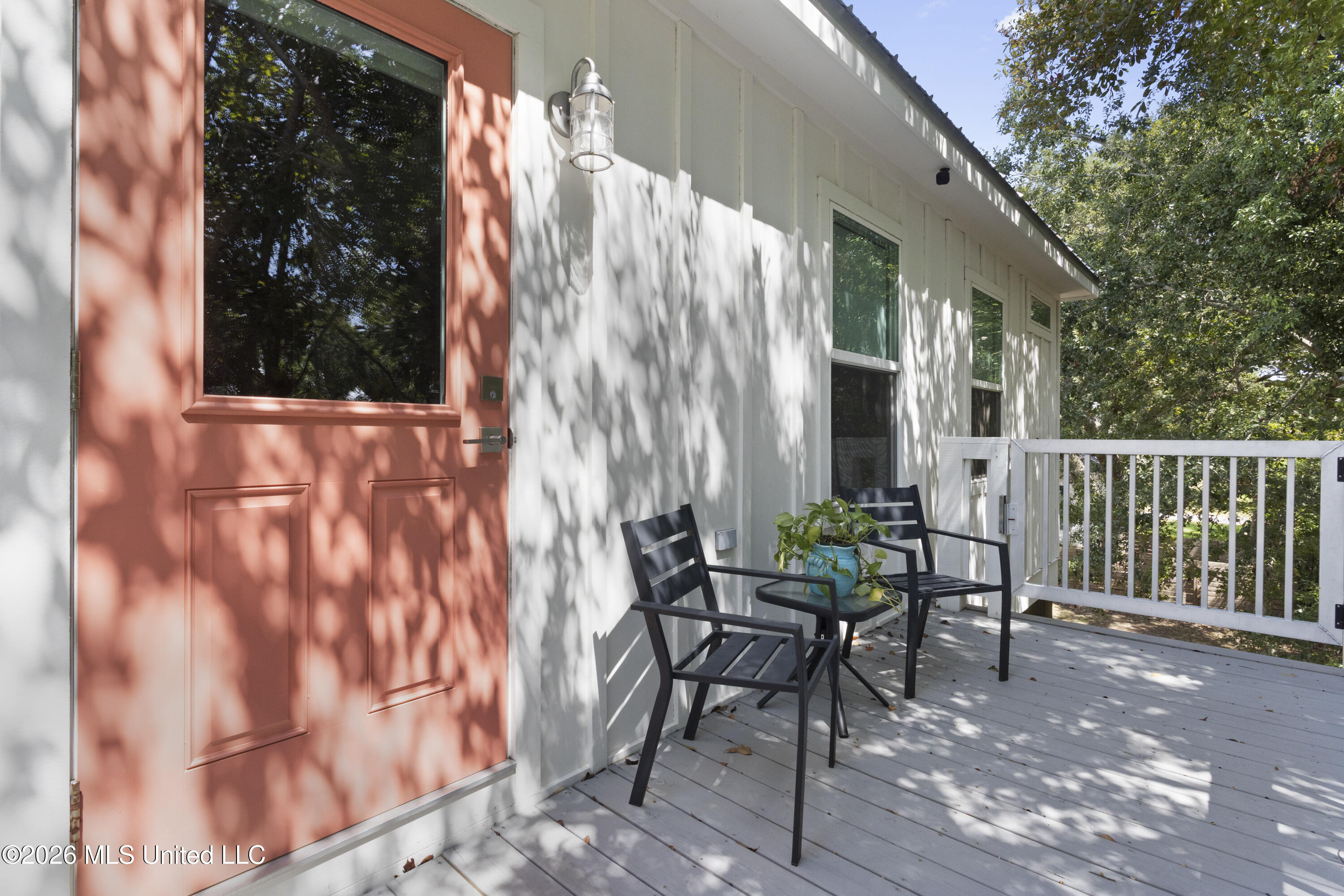 231 Leonhard Avenue Property Photo 54