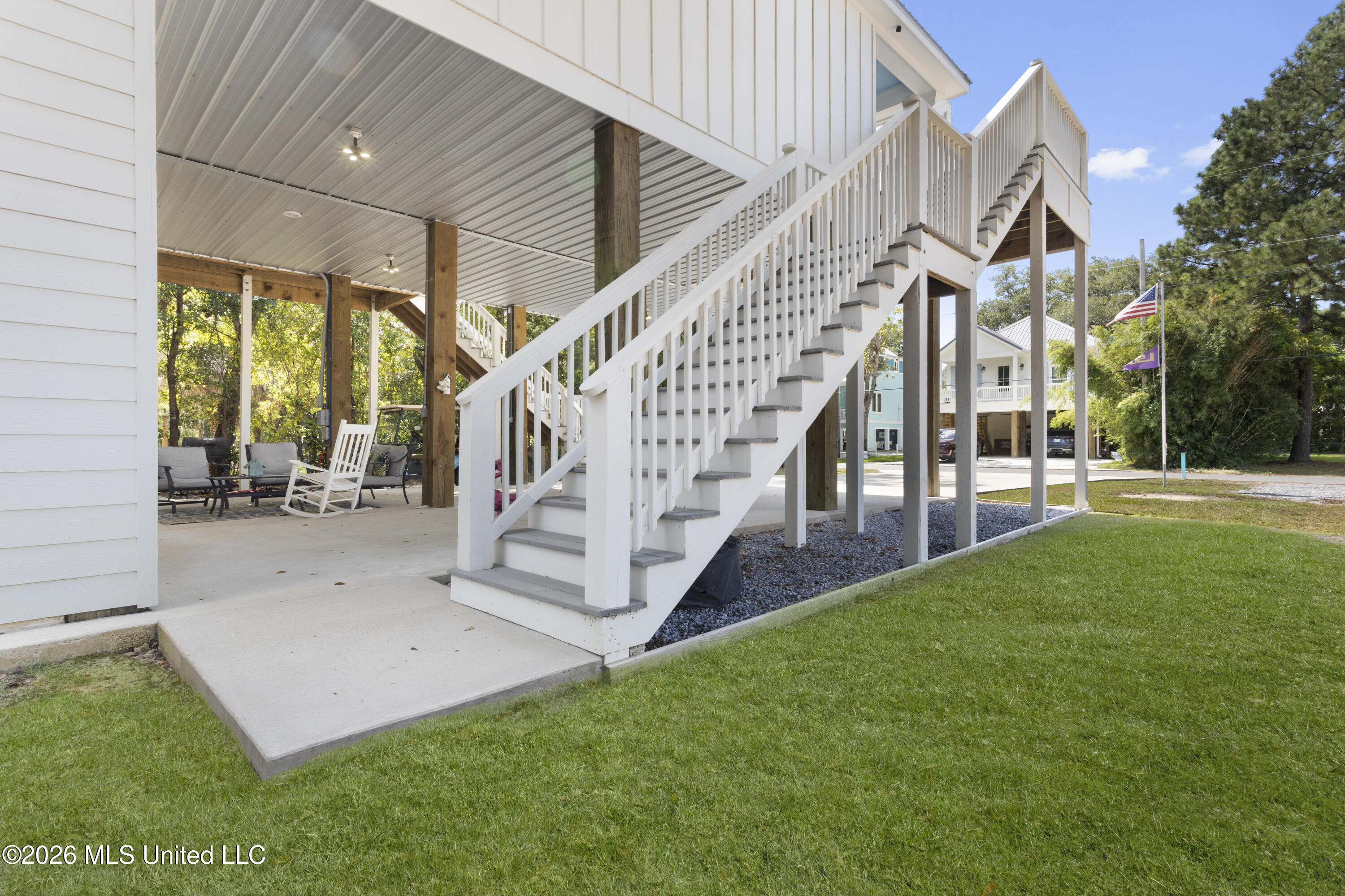 231 Leonhard Avenue Property Photo 57