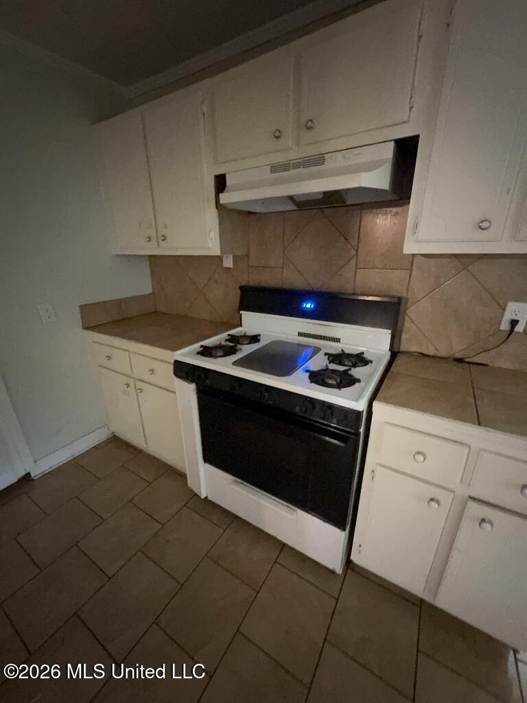 3752 Bishop Avenue Property Photo 3