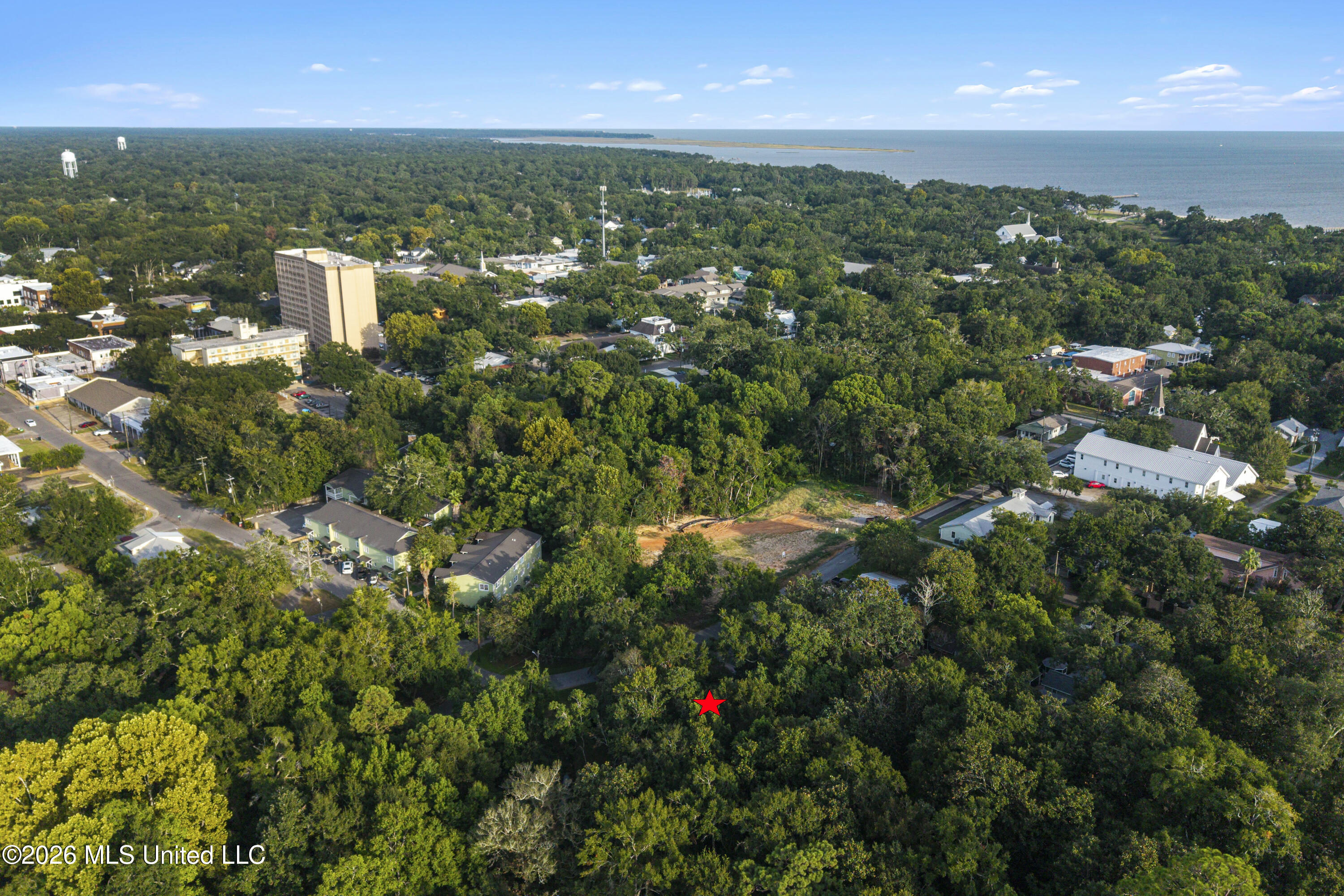 Rayburn Avenue Property Photo 1