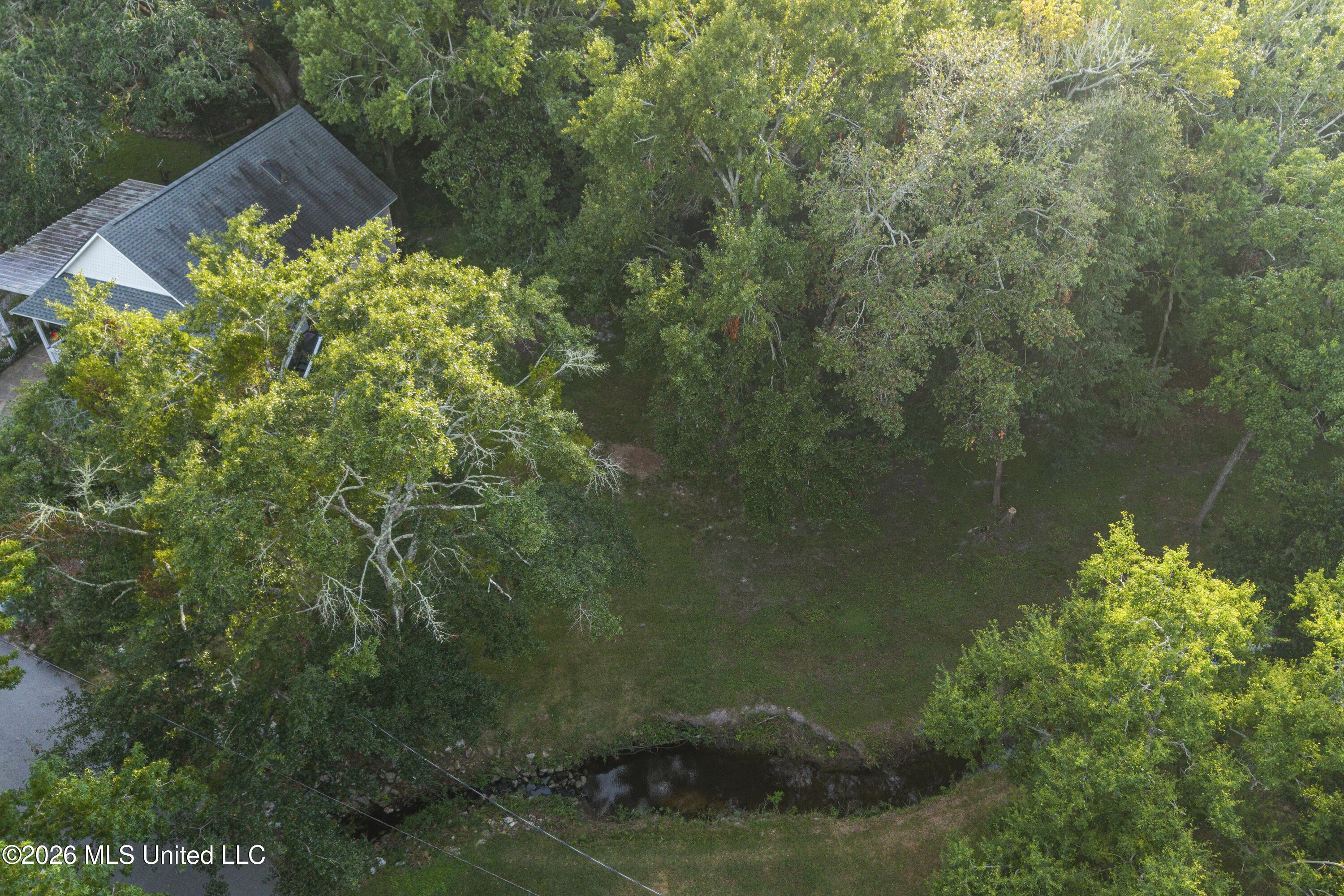 Rayburn Avenue Property Photo 7