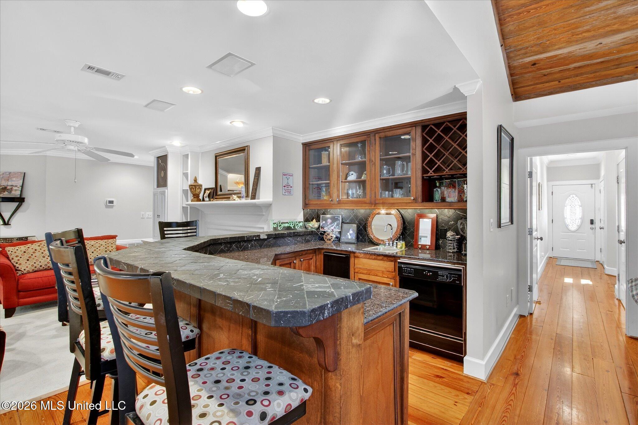 20419 Robinson Road Property Photo 12
