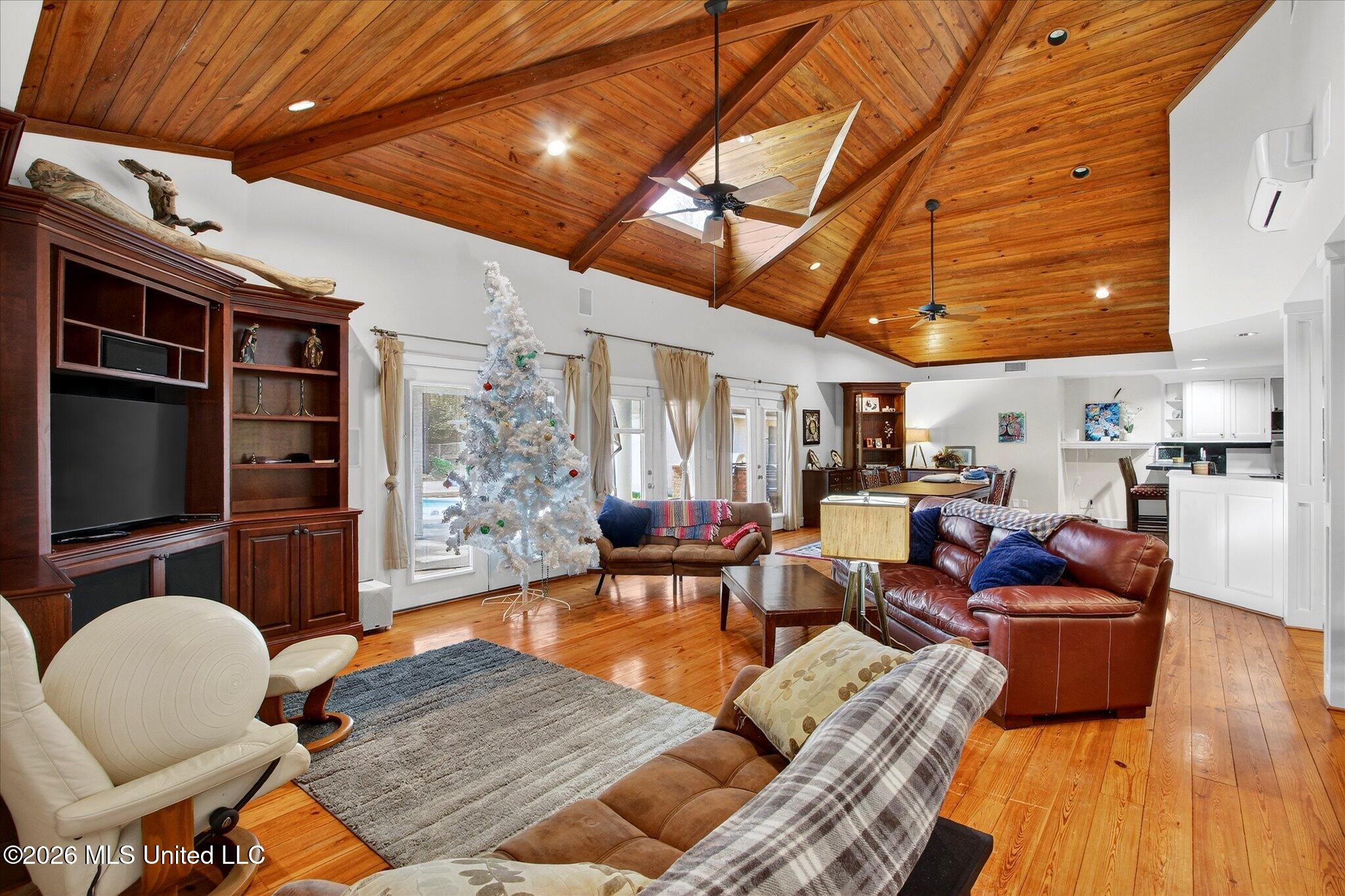 20419 Robinson Road Property Photo 13