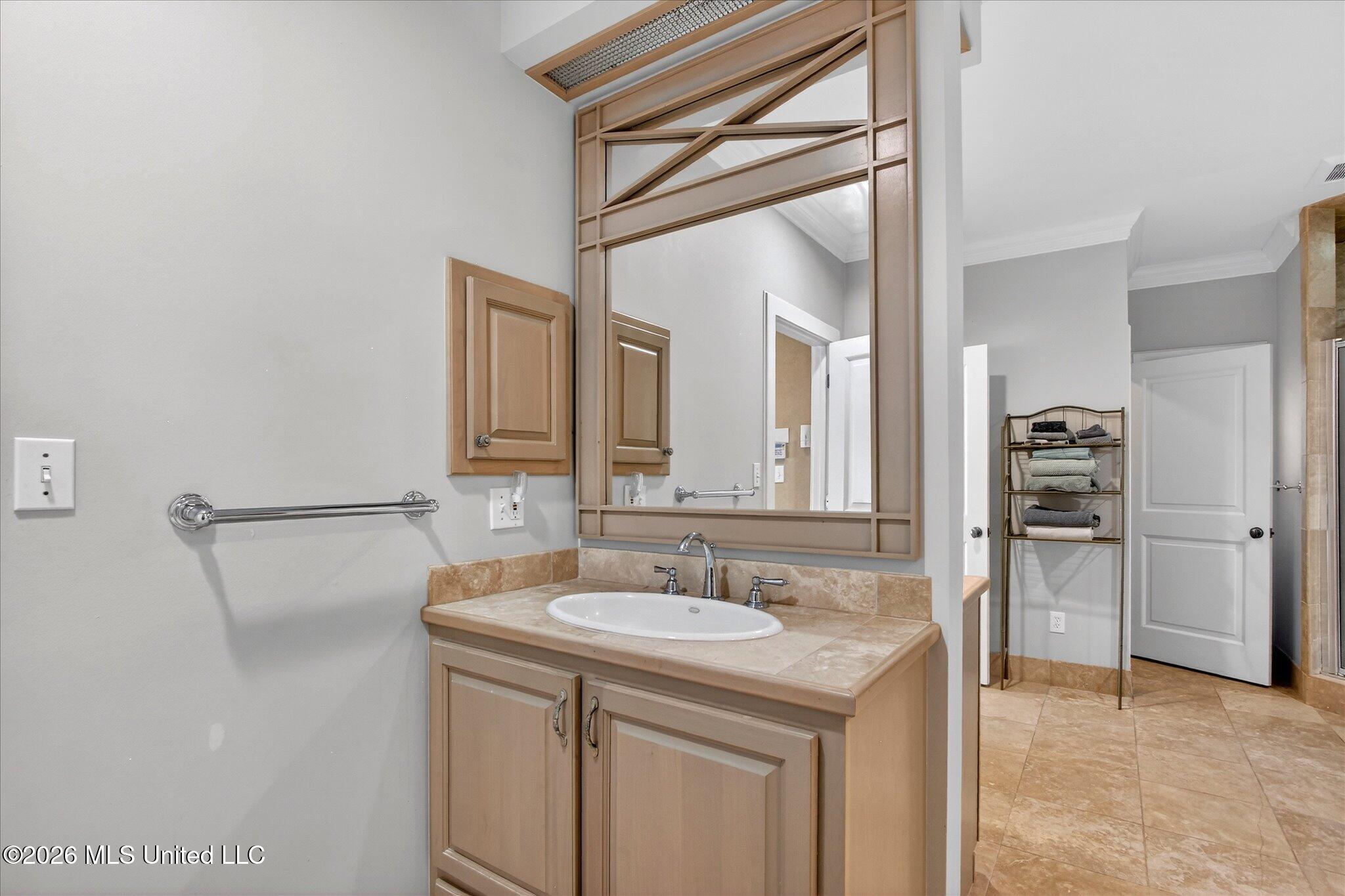 20419 Robinson Road Property Photo 33