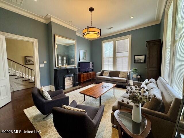 209 S Broadway Street Property Photo 29
