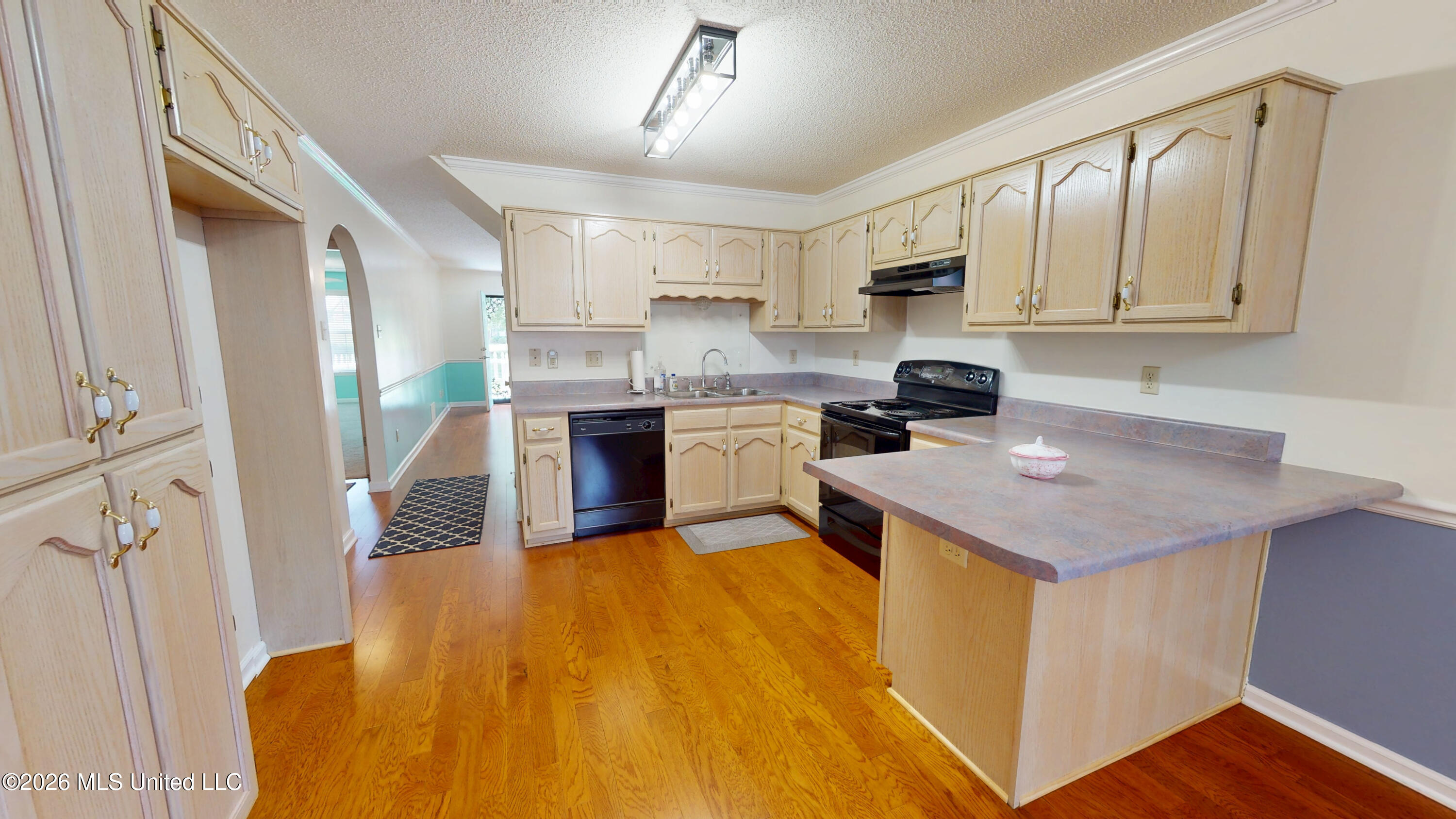 6722 Beaumont Circle Property Photo 4