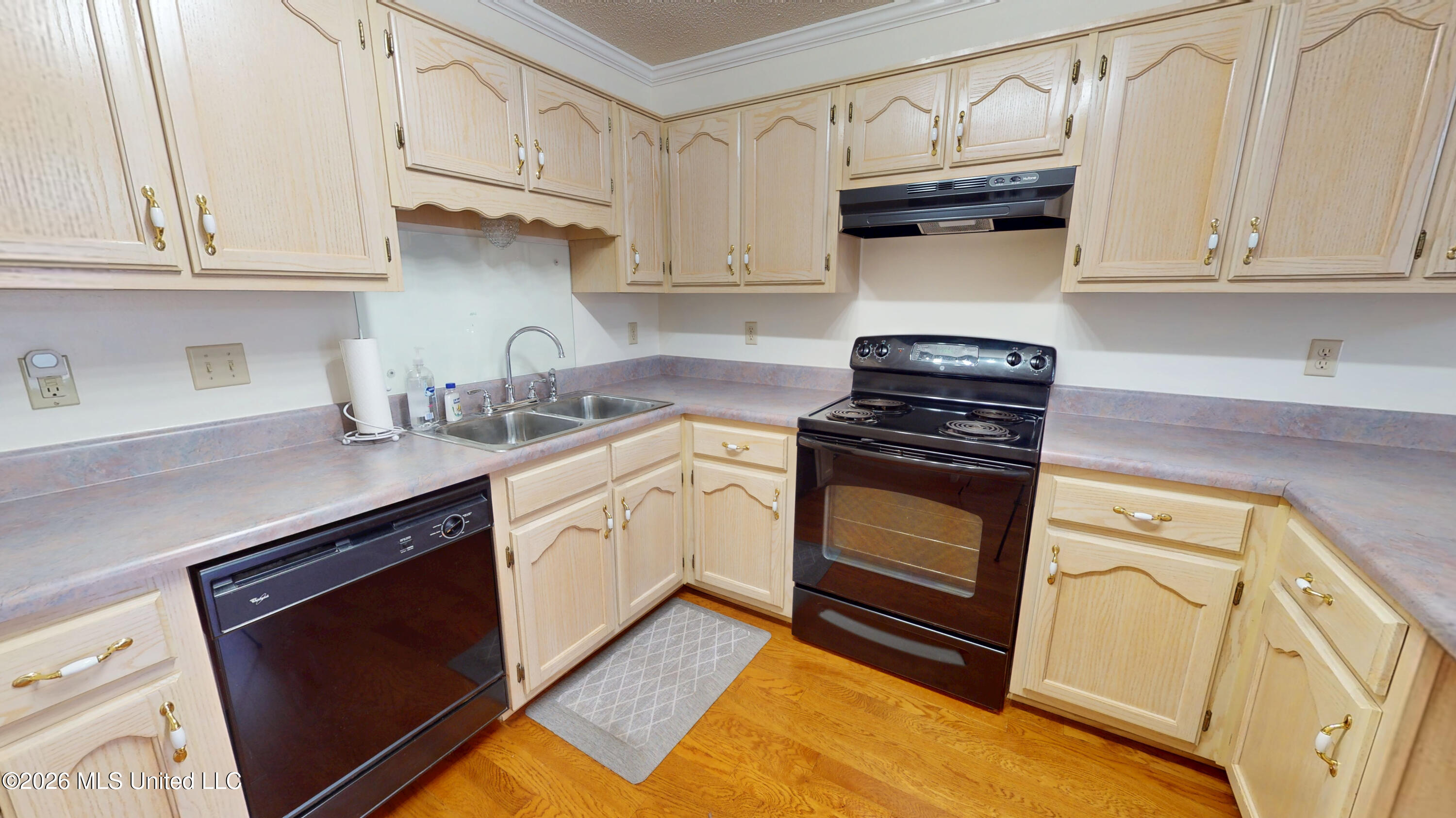 6722 Beaumont Circle Property Photo 5