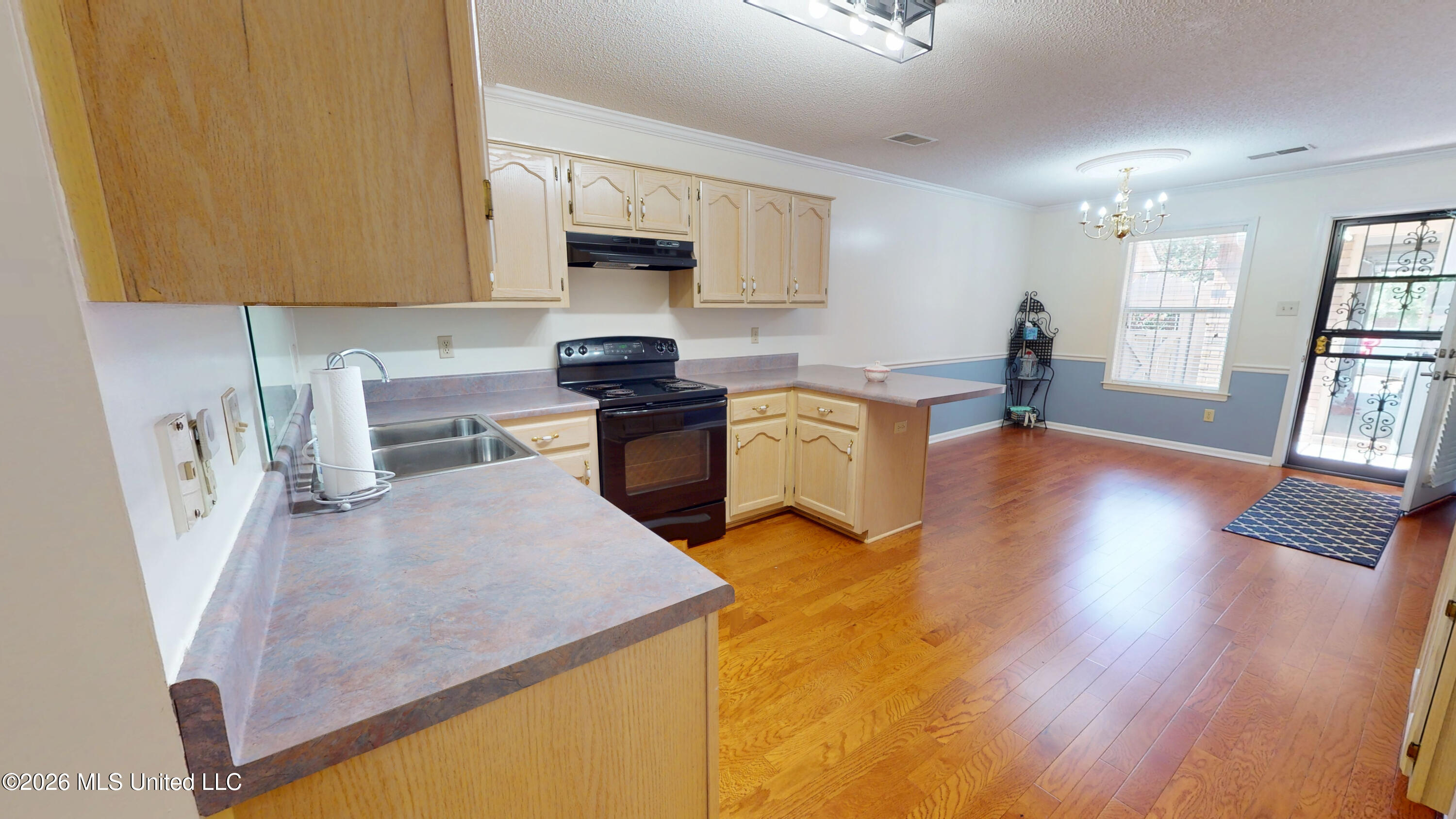6722 Beaumont Circle Property Photo 7