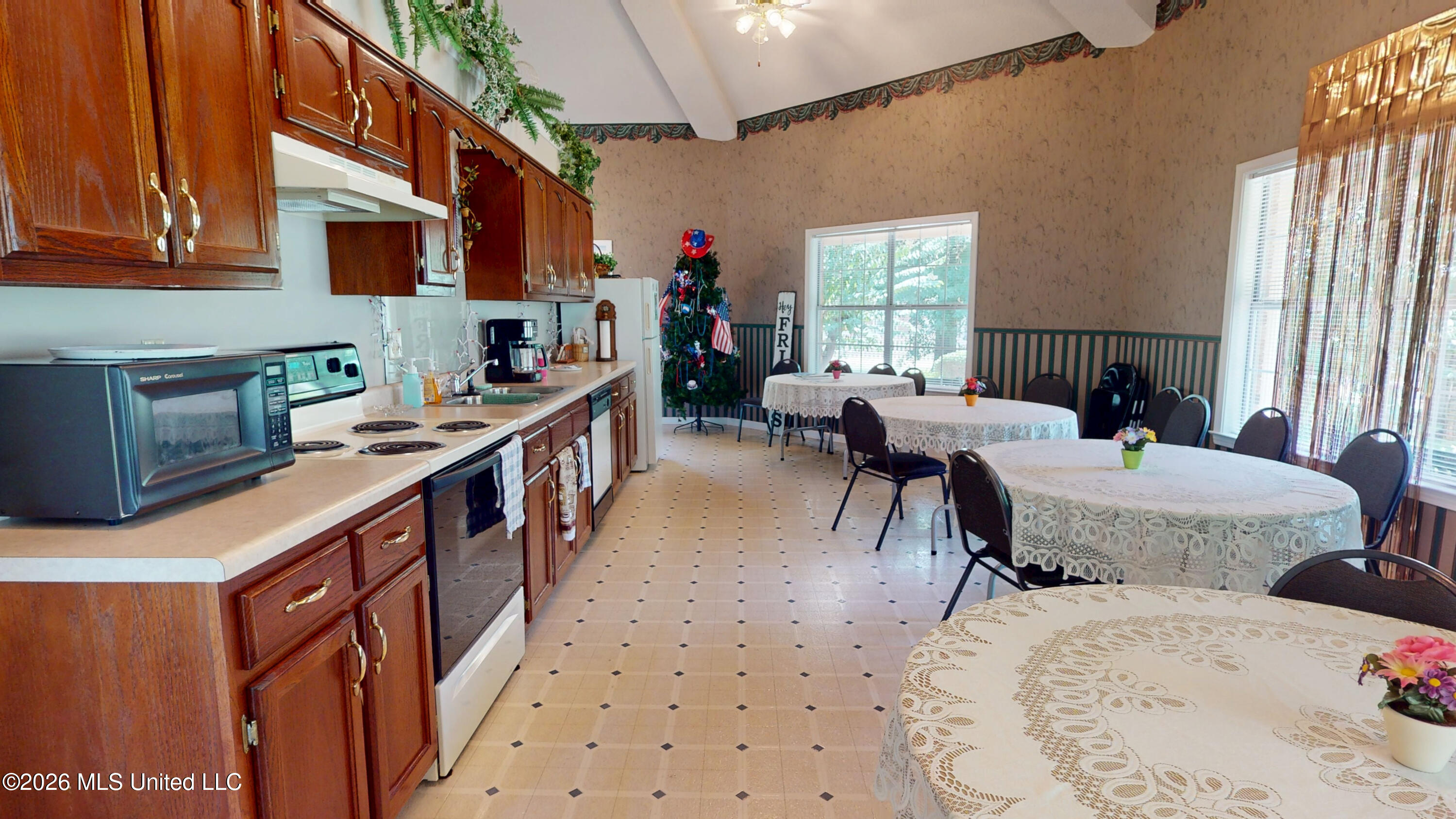 6722 Beaumont Circle Property Photo 25