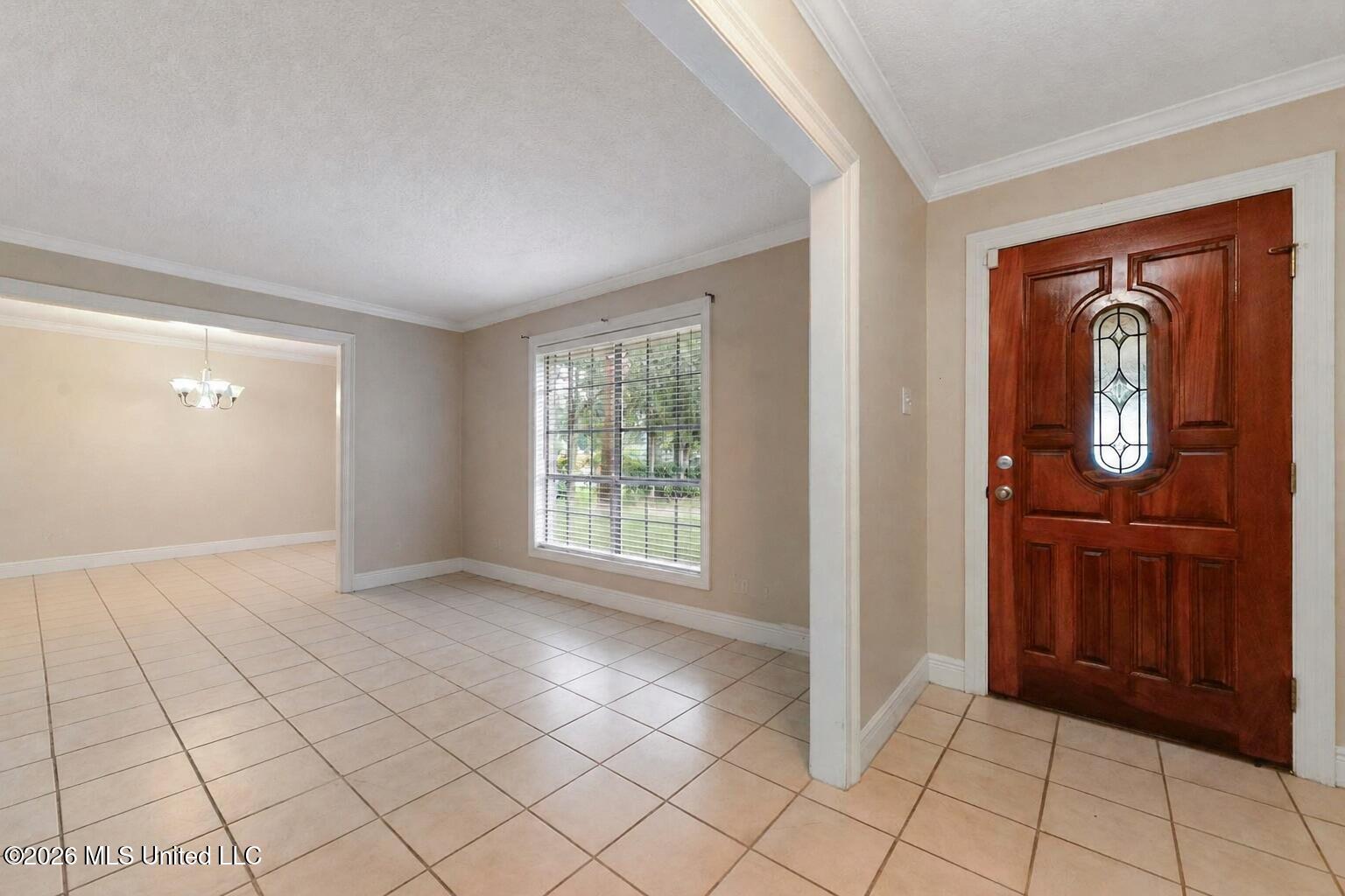 2201 Sandalwood Place Property Photo 4
