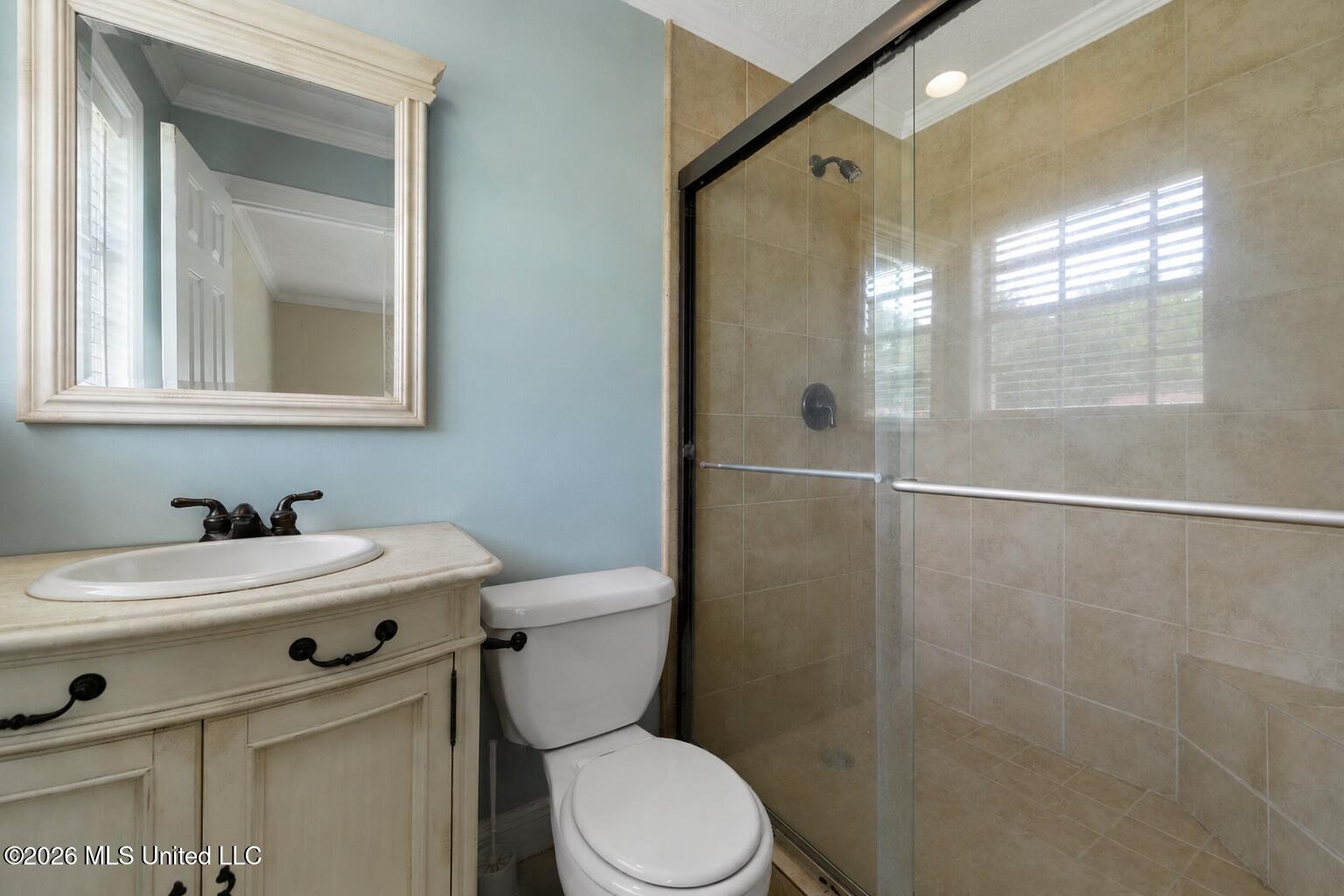 2201 Sandalwood Place Property Photo 8