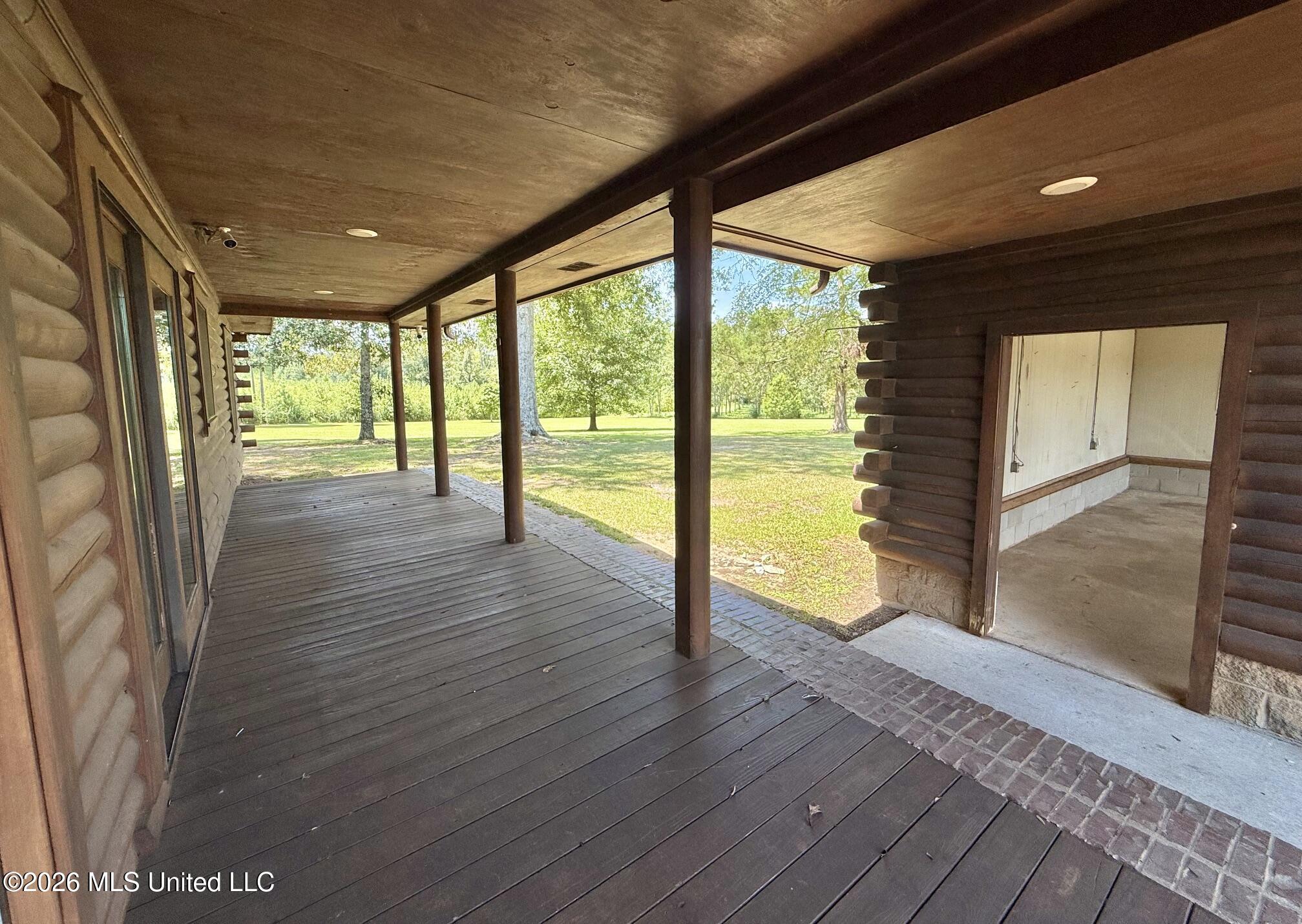 356 Sw Dry Creek Trail Property Photo 15