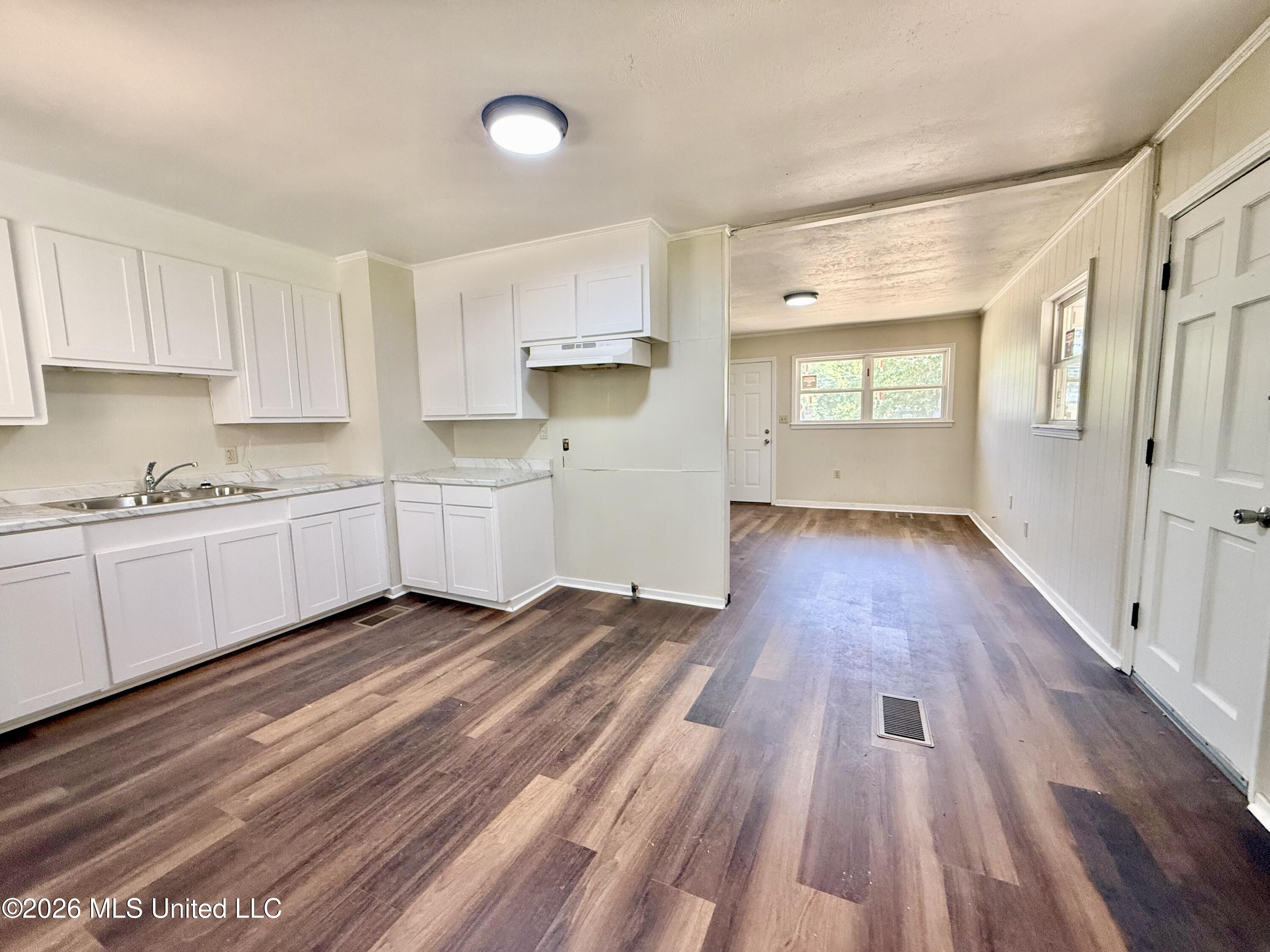 107 Copley Street Property Photo 6