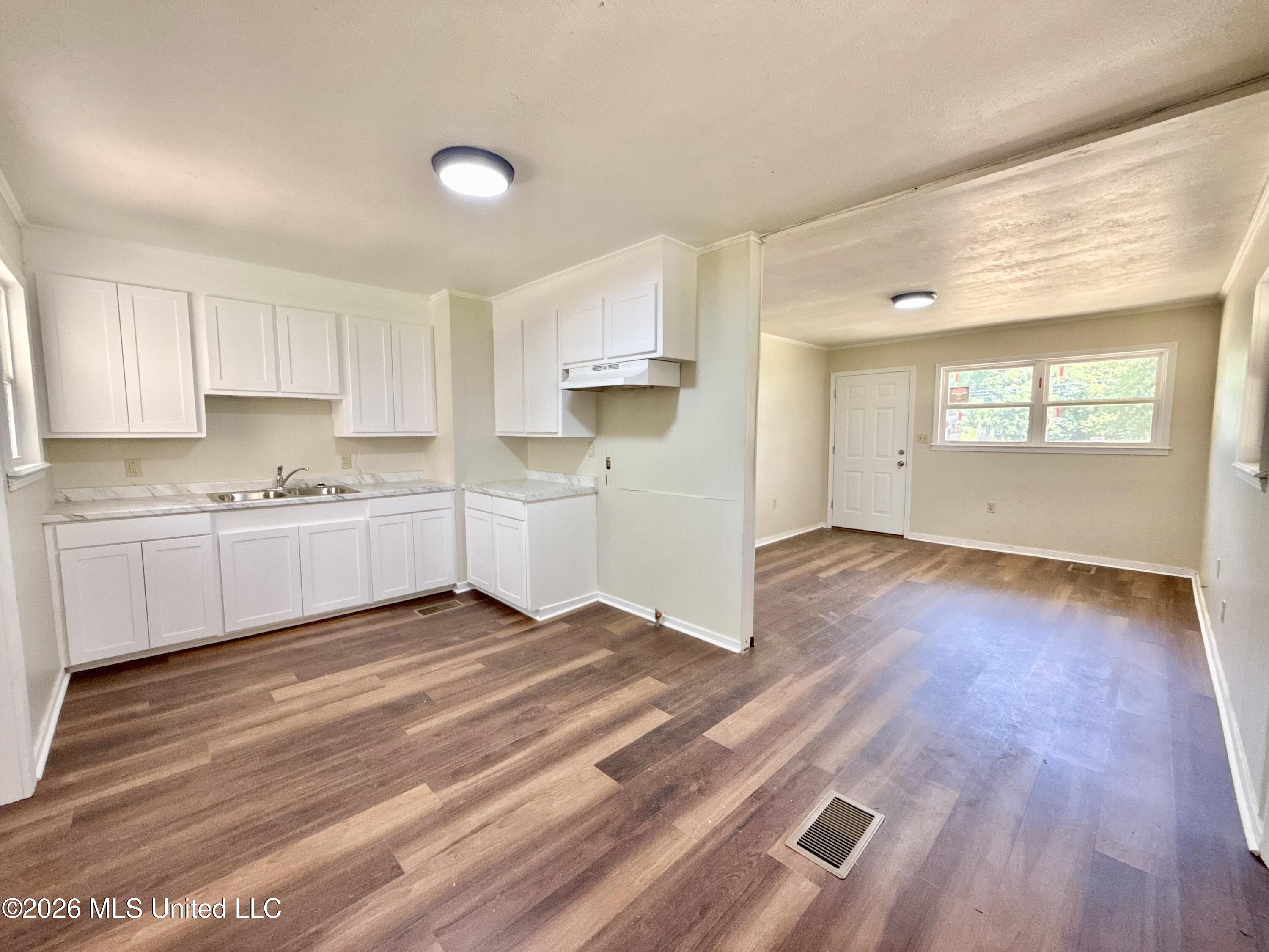 107 Copley Street Property Photo 7