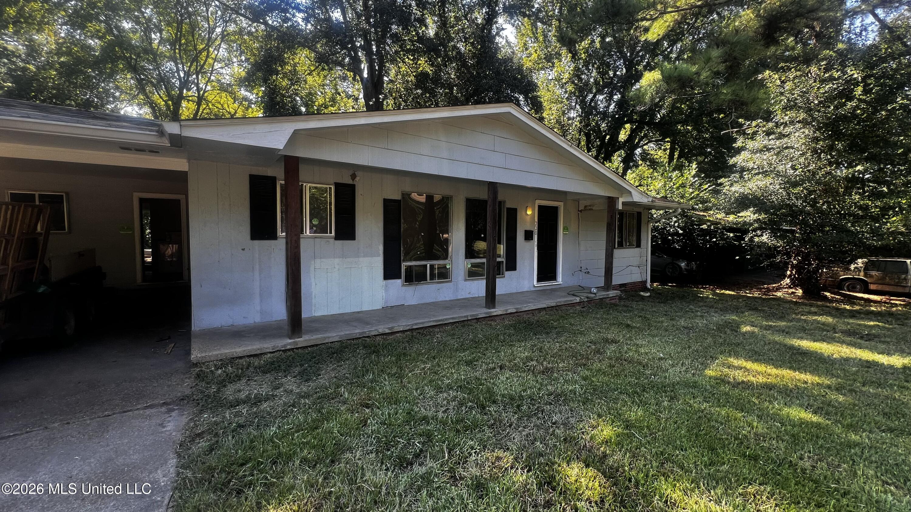 220 Mcdowell Park Circle Property Photo 1