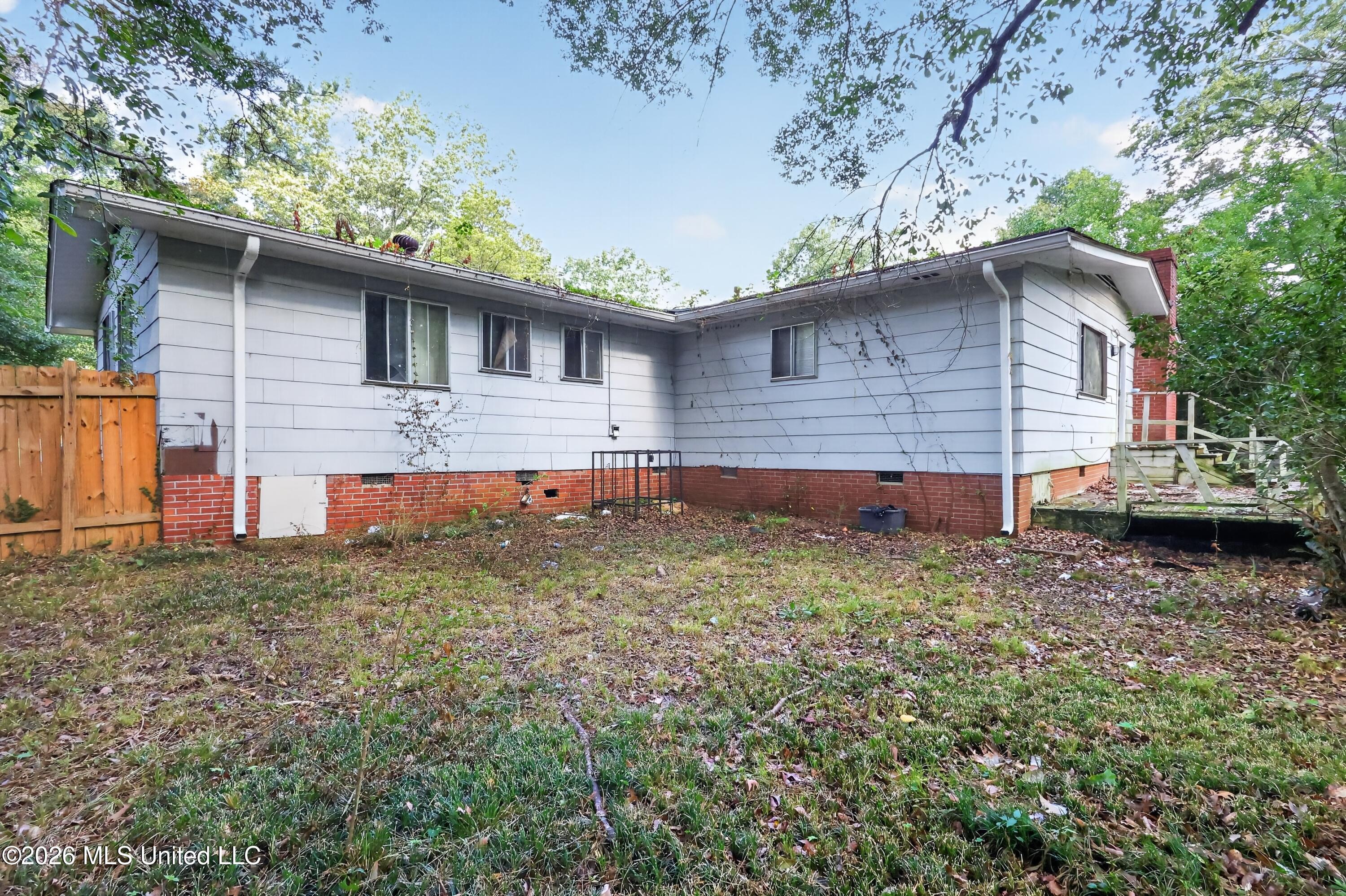 220 Mcdowell Park Circle Property Photo 4