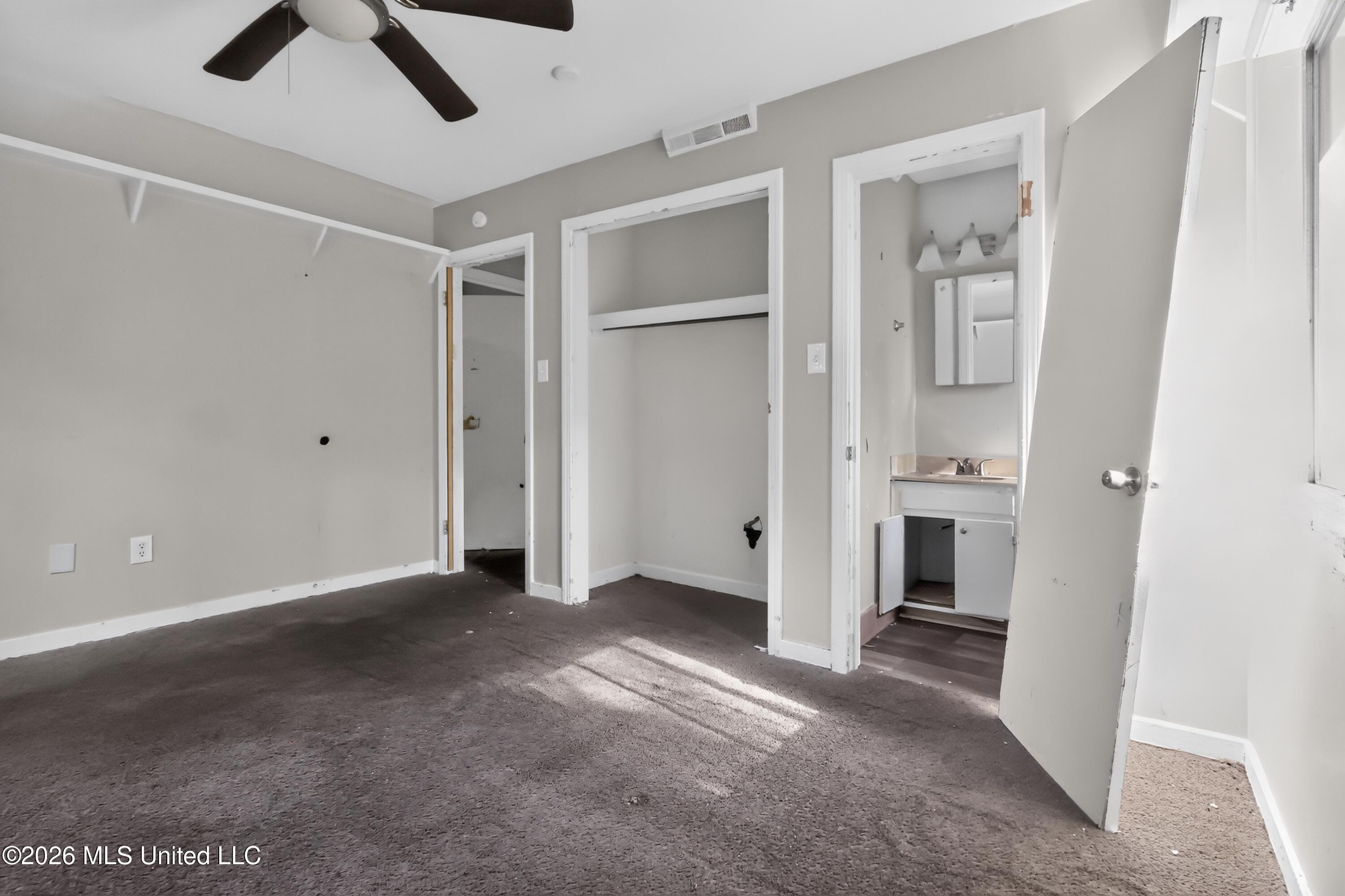 220 Mcdowell Park Circle Property Photo 16