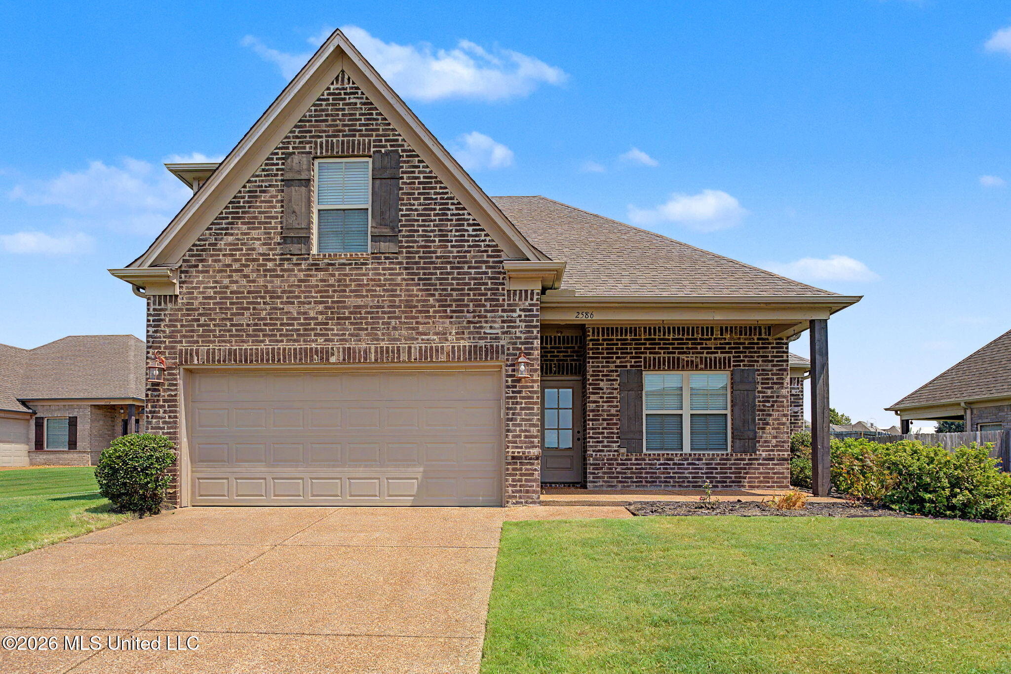 2586 Molly Lane Property Photo 1