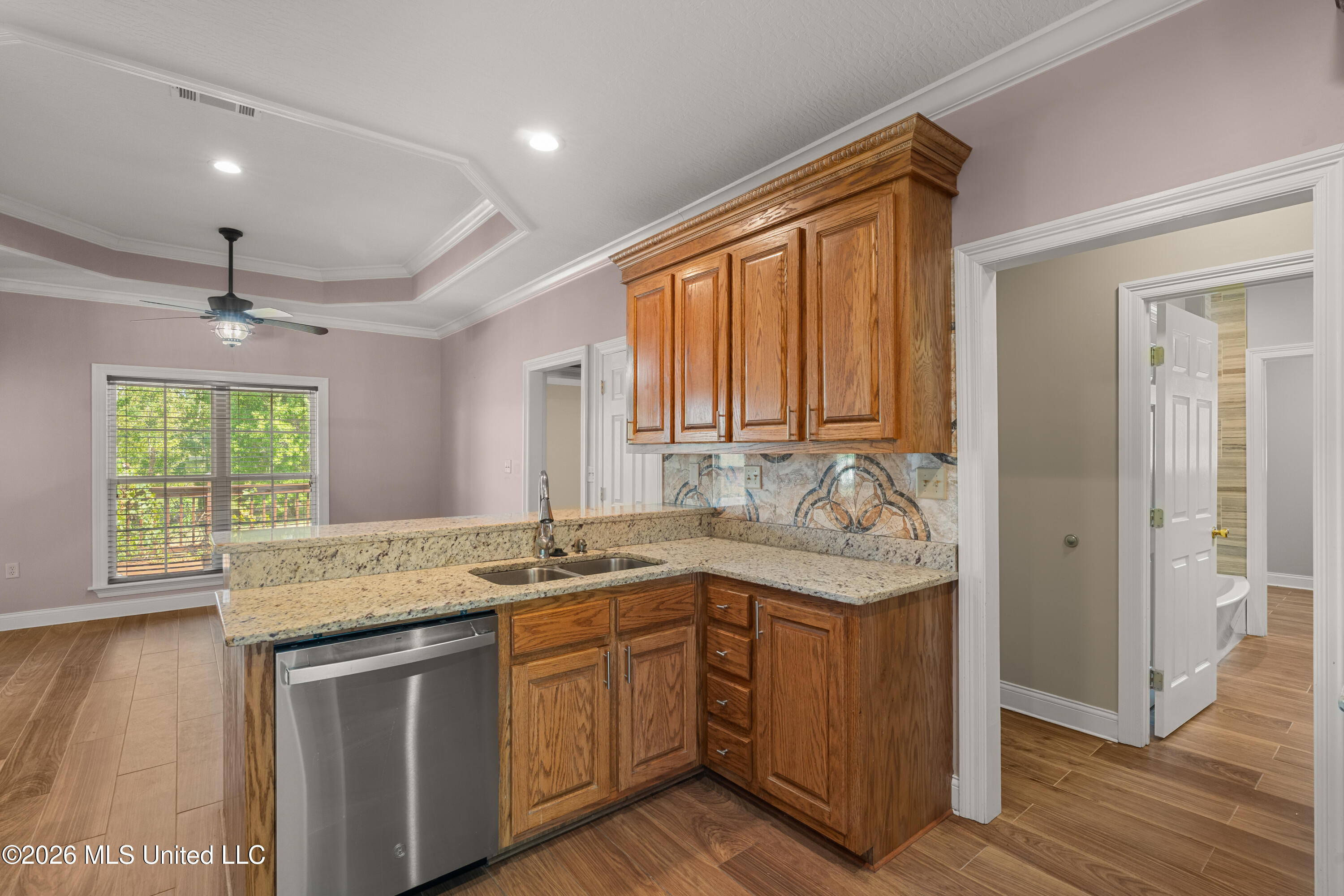 66 W Shore Drive Property Photo 14