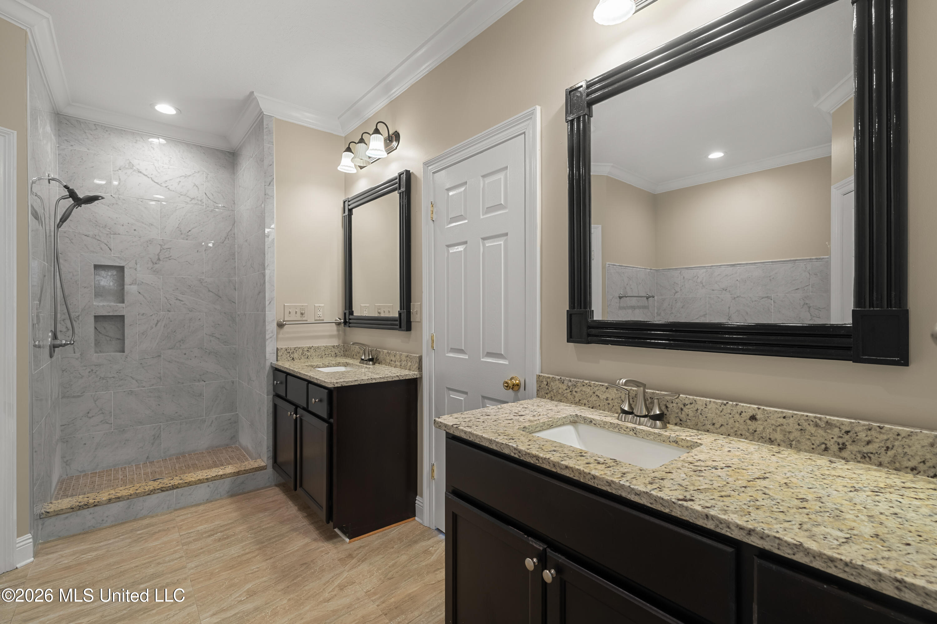 66 W Shore Drive Property Photo 24
