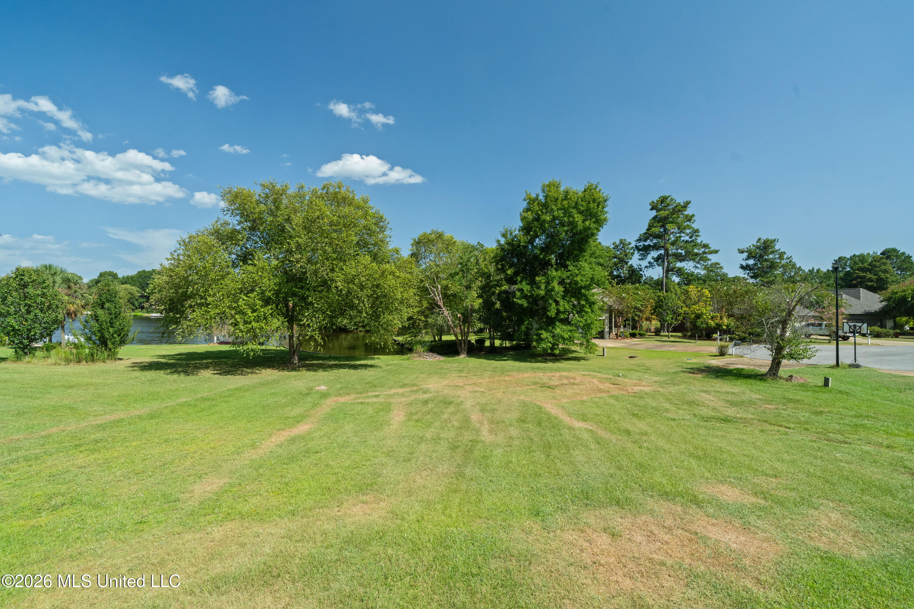 66 W Shore Drive Property Photo 41