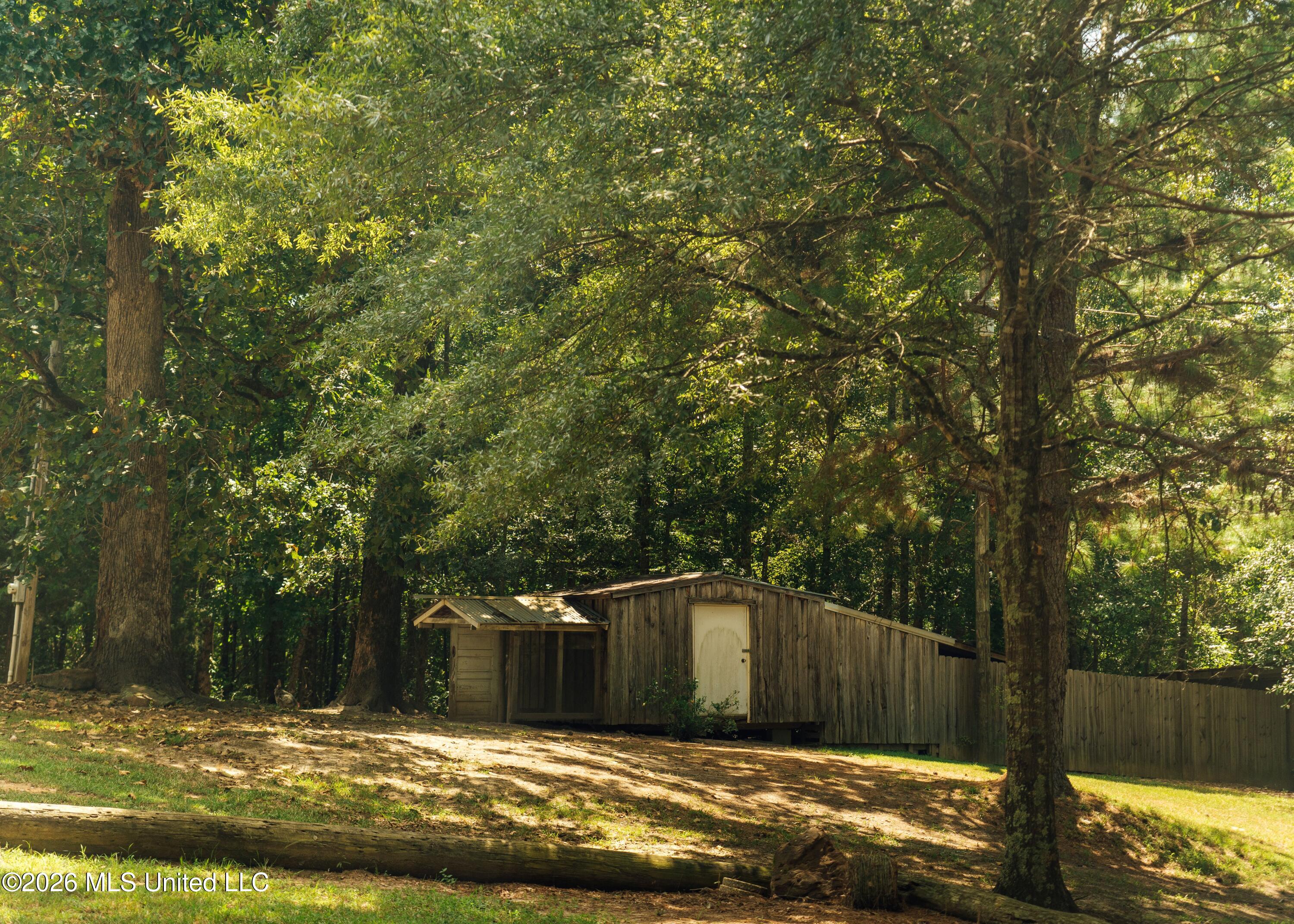 495 Austin Place Property Photo 11