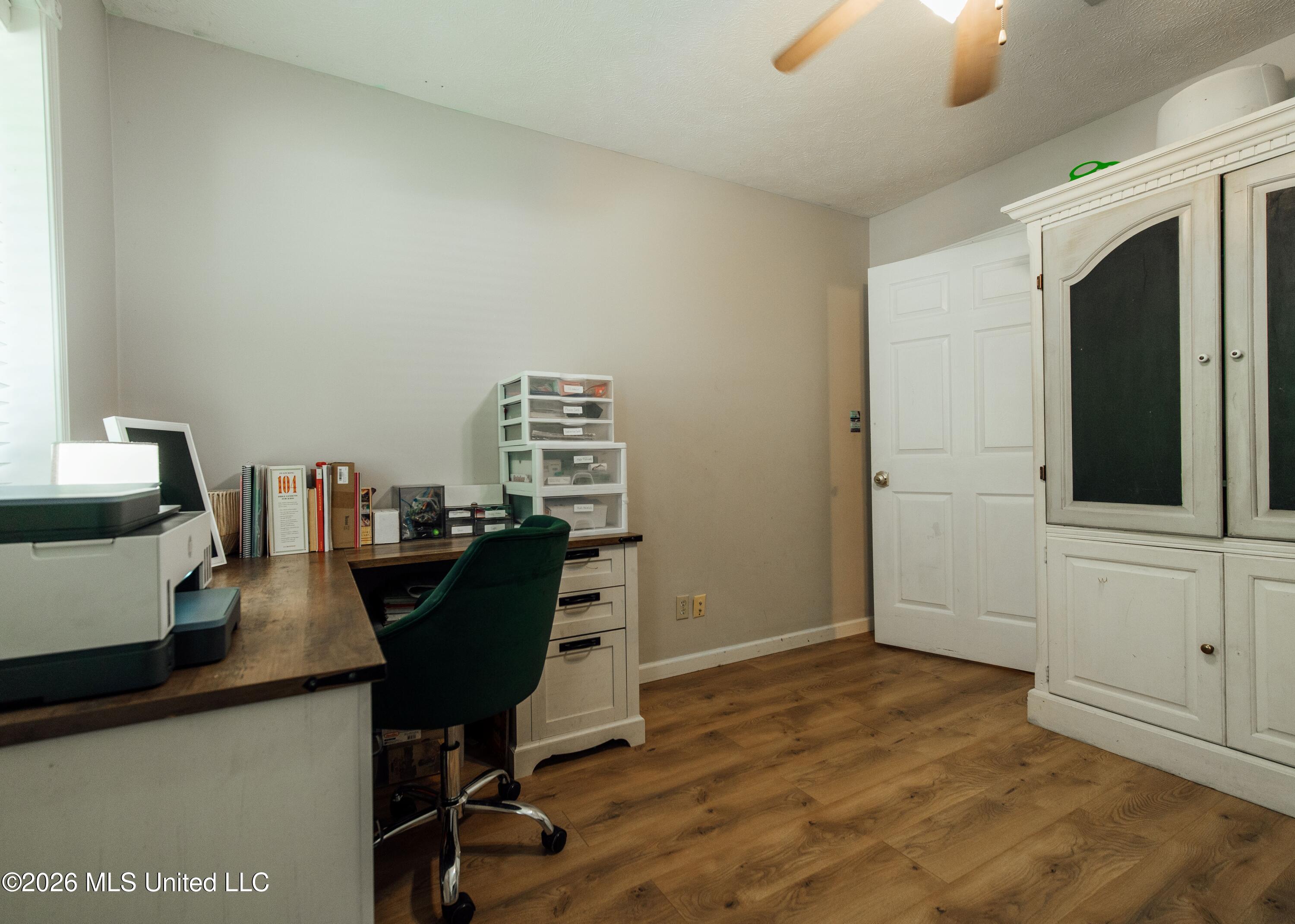 495 Austin Place Property Photo 29