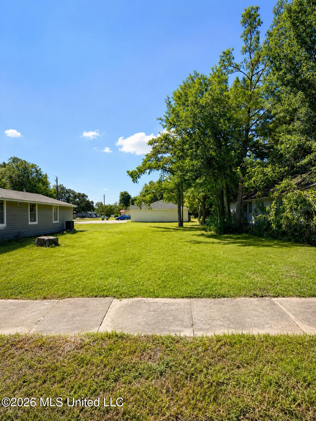 2201 30th Street Property Photo 4