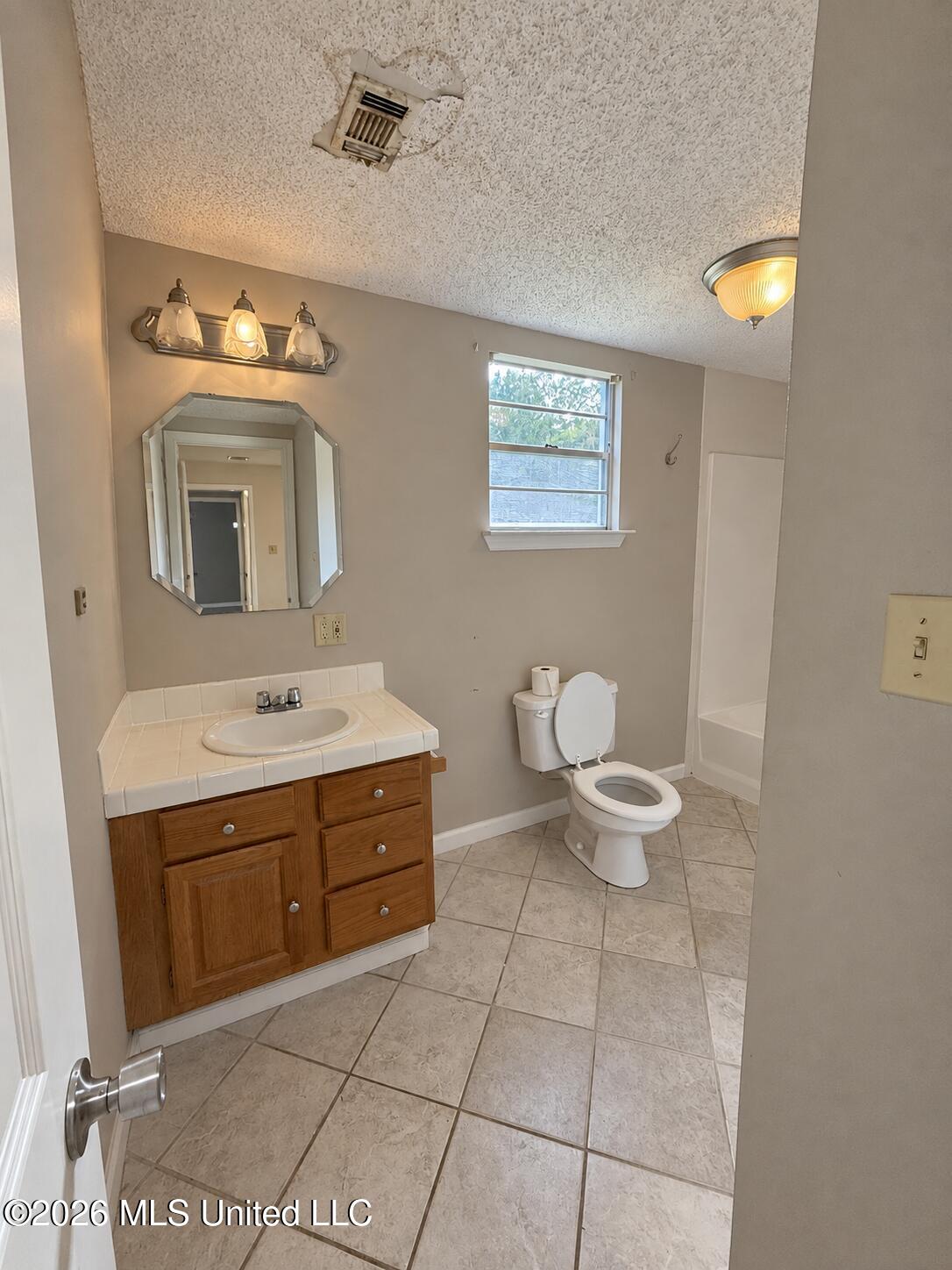 2201 30th Street Property Photo 14