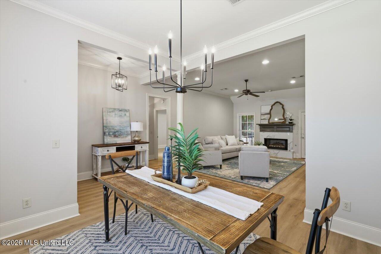100 Savoy Park Property Photo 10