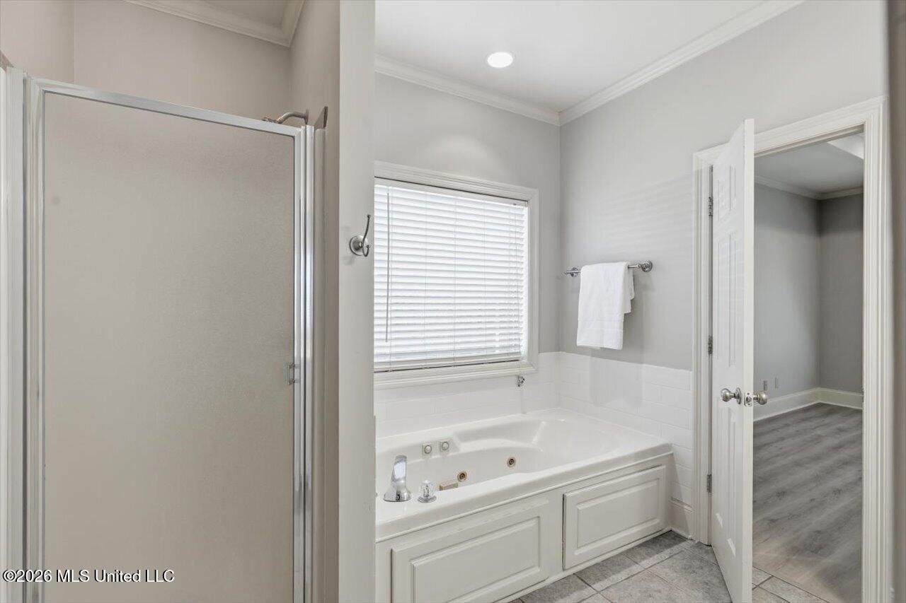 100 Savoy Park Property Photo 27