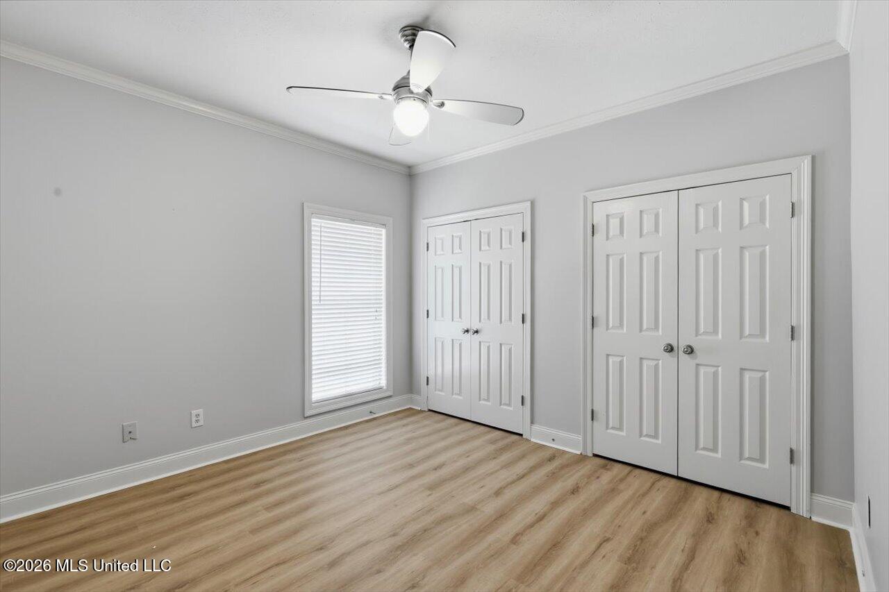 100 Savoy Park Property Photo 32