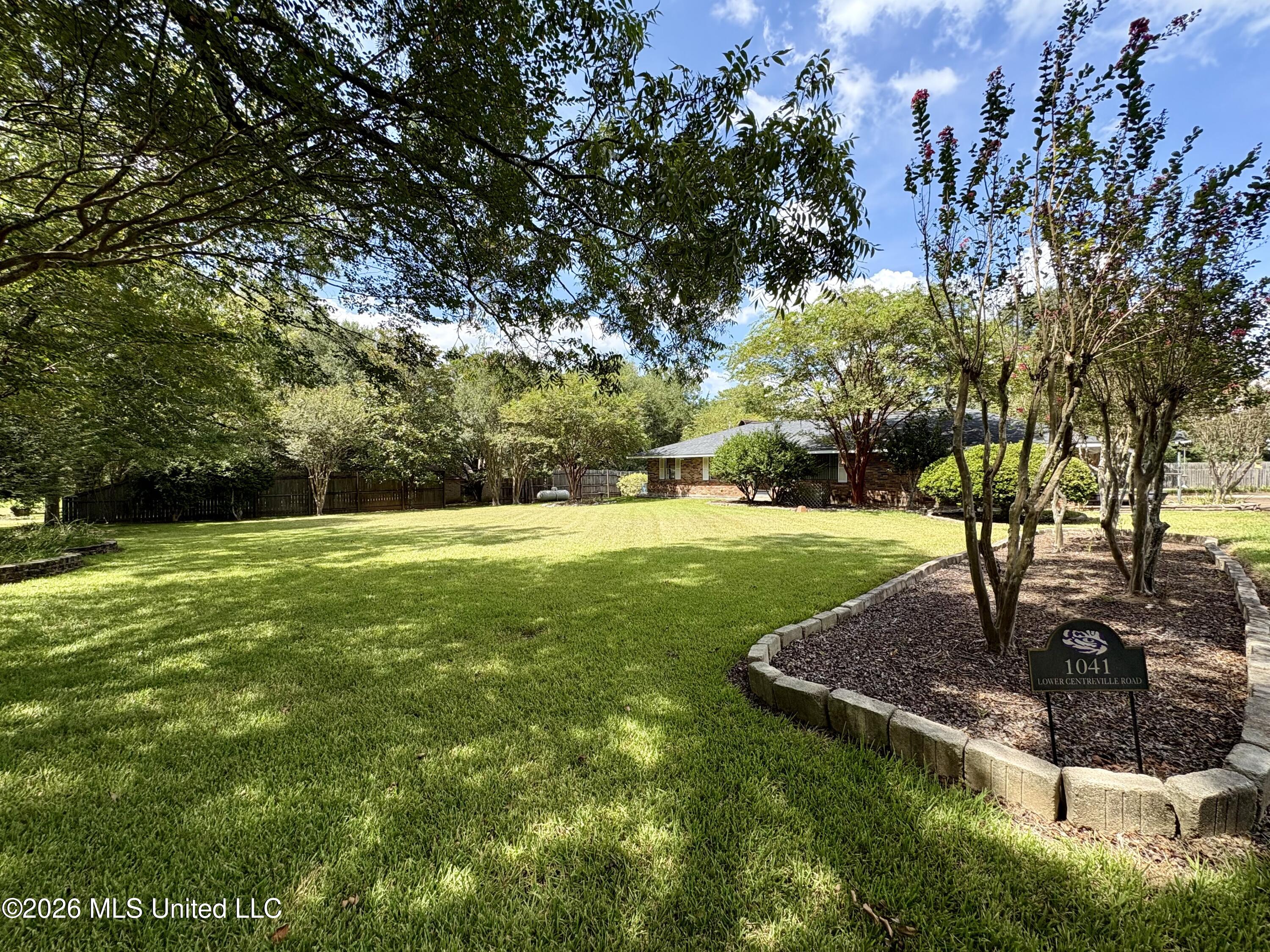 1041 Lower Centreville Road Property Photo 5