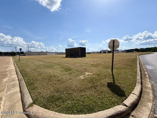 00 Mall Drive Property Photo 2