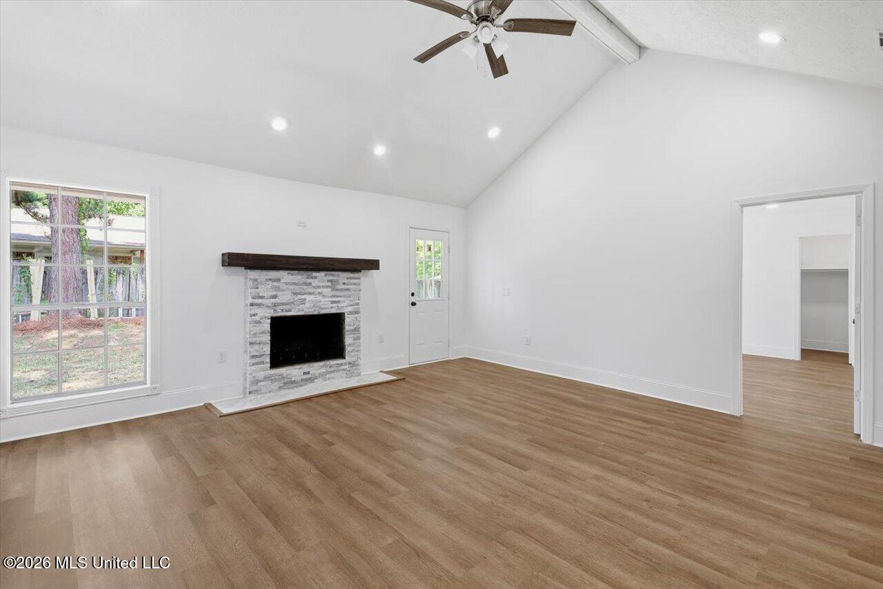 104 Cedar Court Property Photo 4