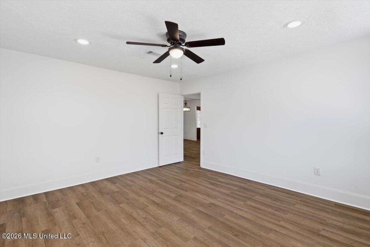 104 Cedar Court Property Photo 13