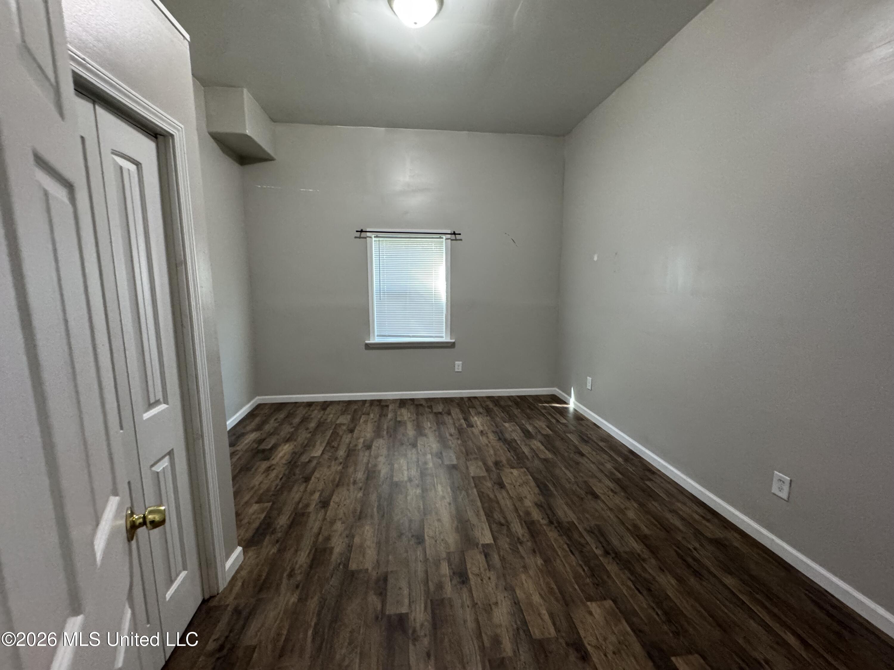 6209 Elder Ferry Road Property Photo 11