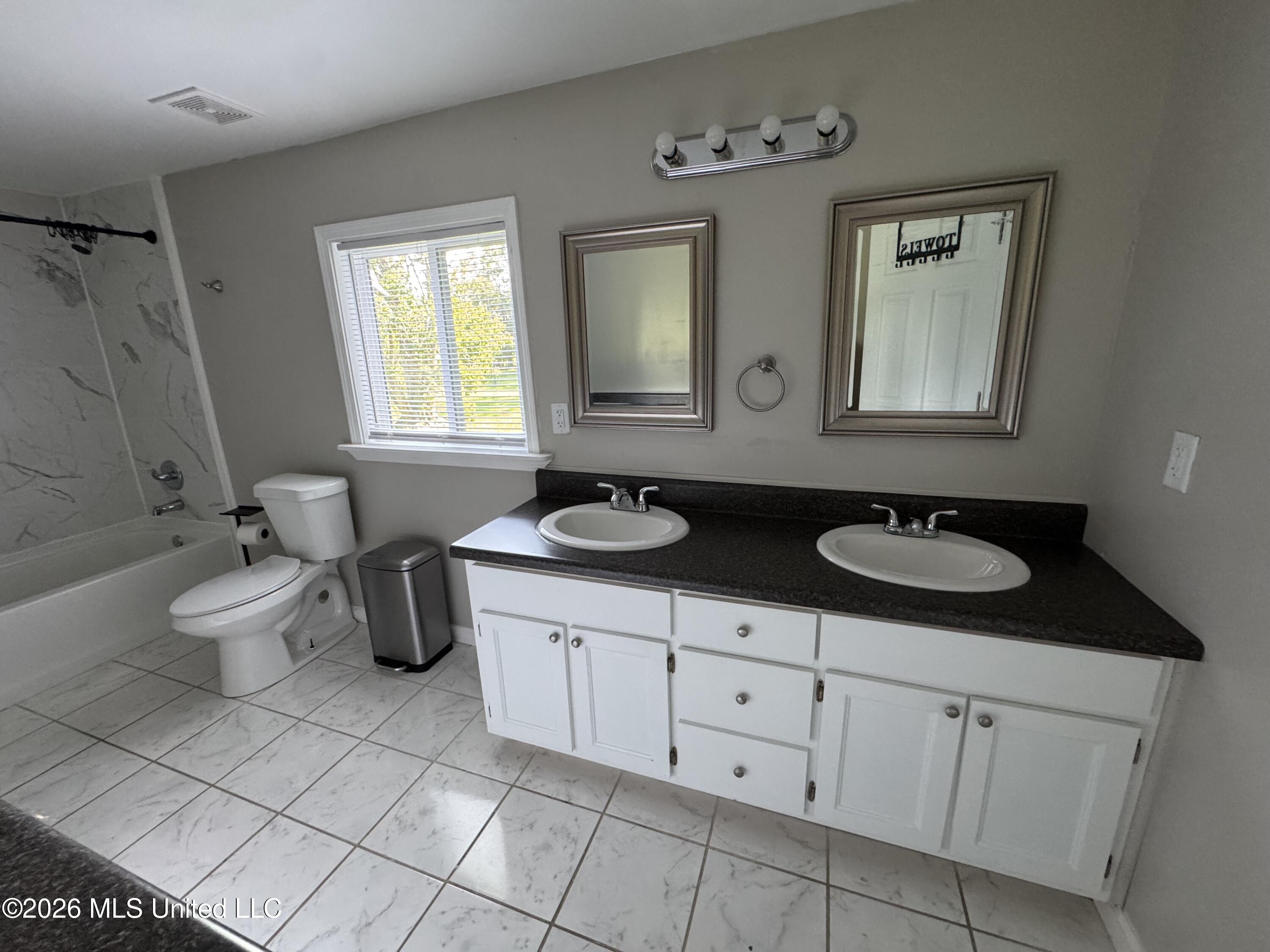 6209 Elder Ferry Road Property Photo 13