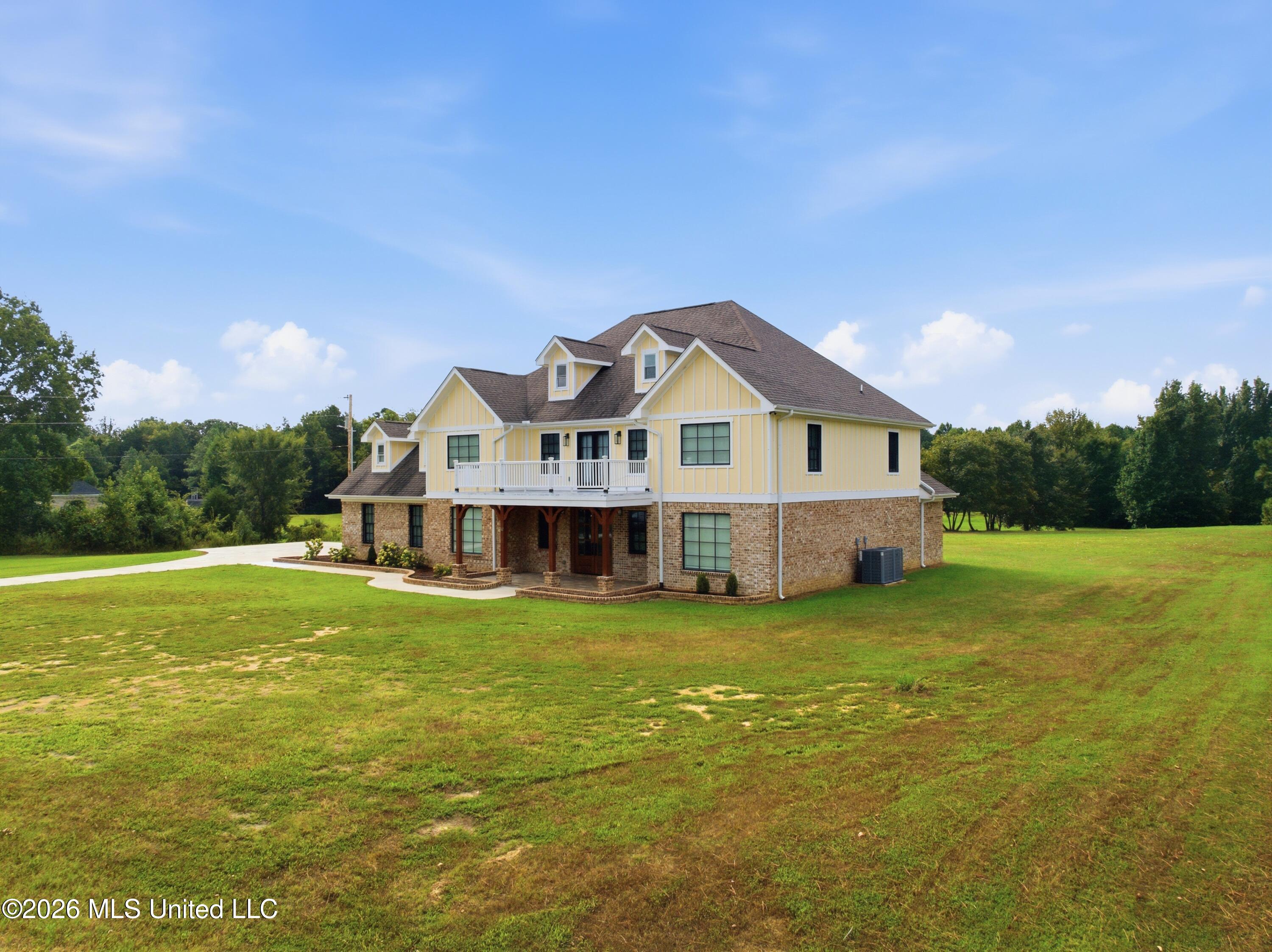 162 Plantation Way Property Photo 3