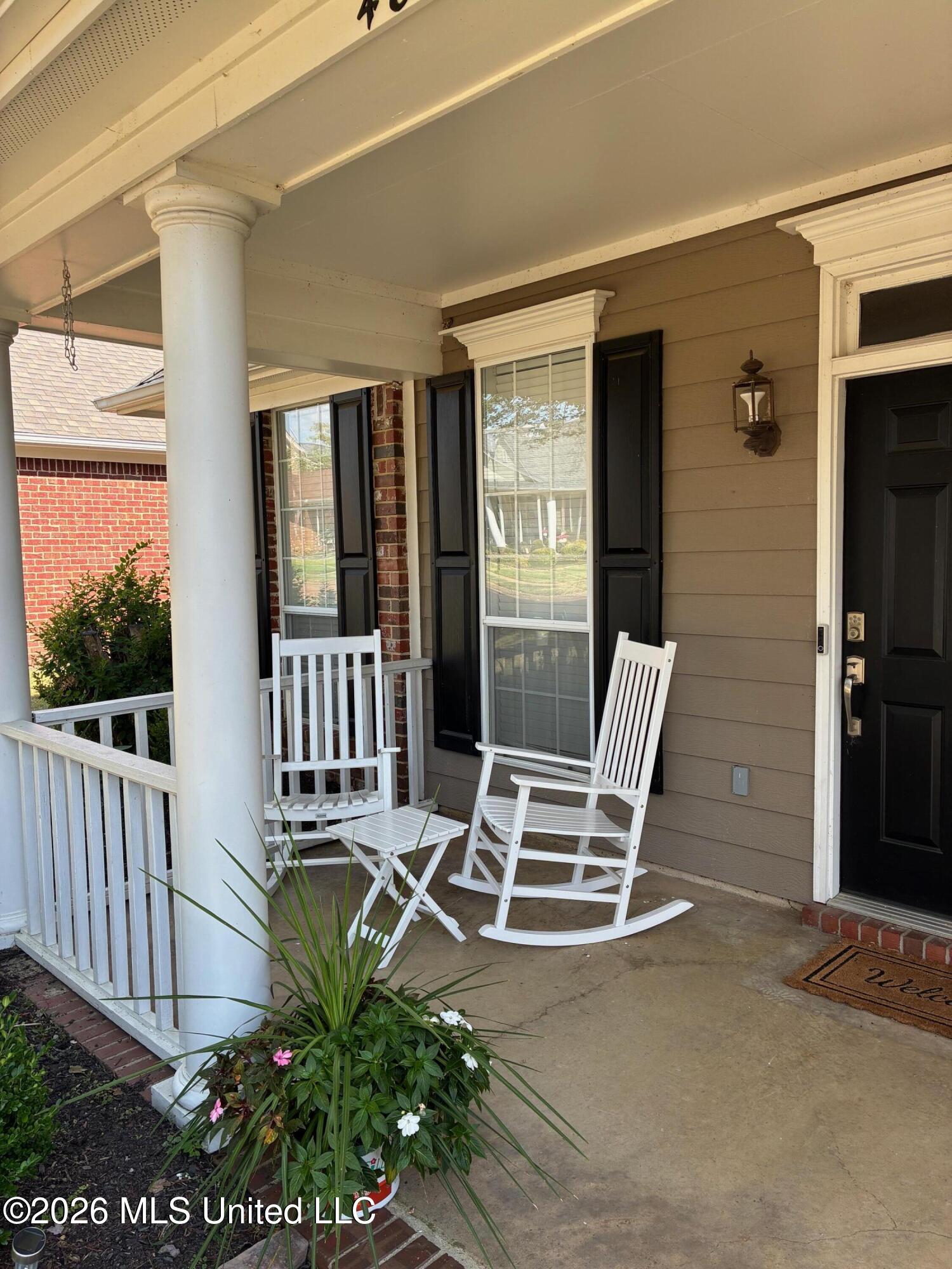 4845 Stone Cross Drive Property Photo 3