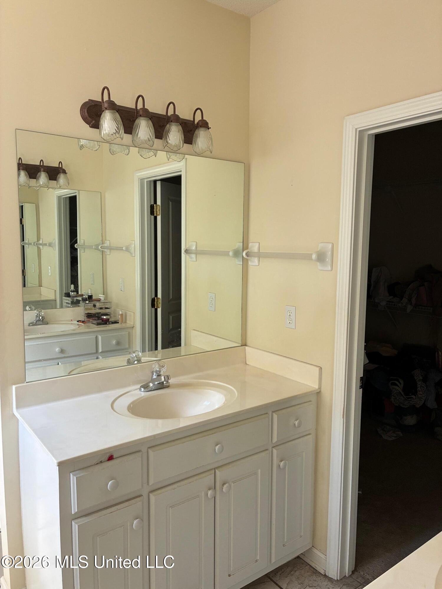 4845 Stone Cross Drive Property Photo 17
