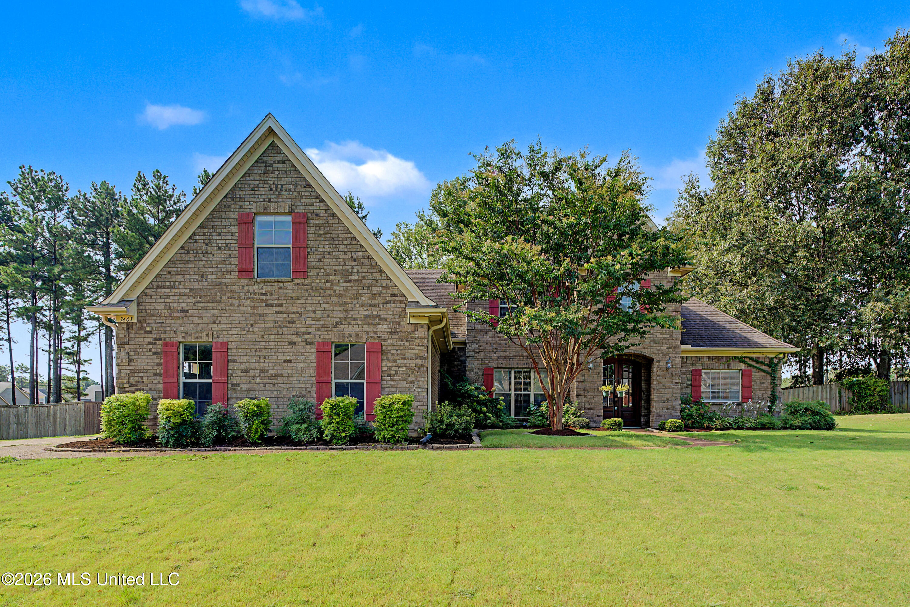 3605 S New Pointe Drive Property Photo 1