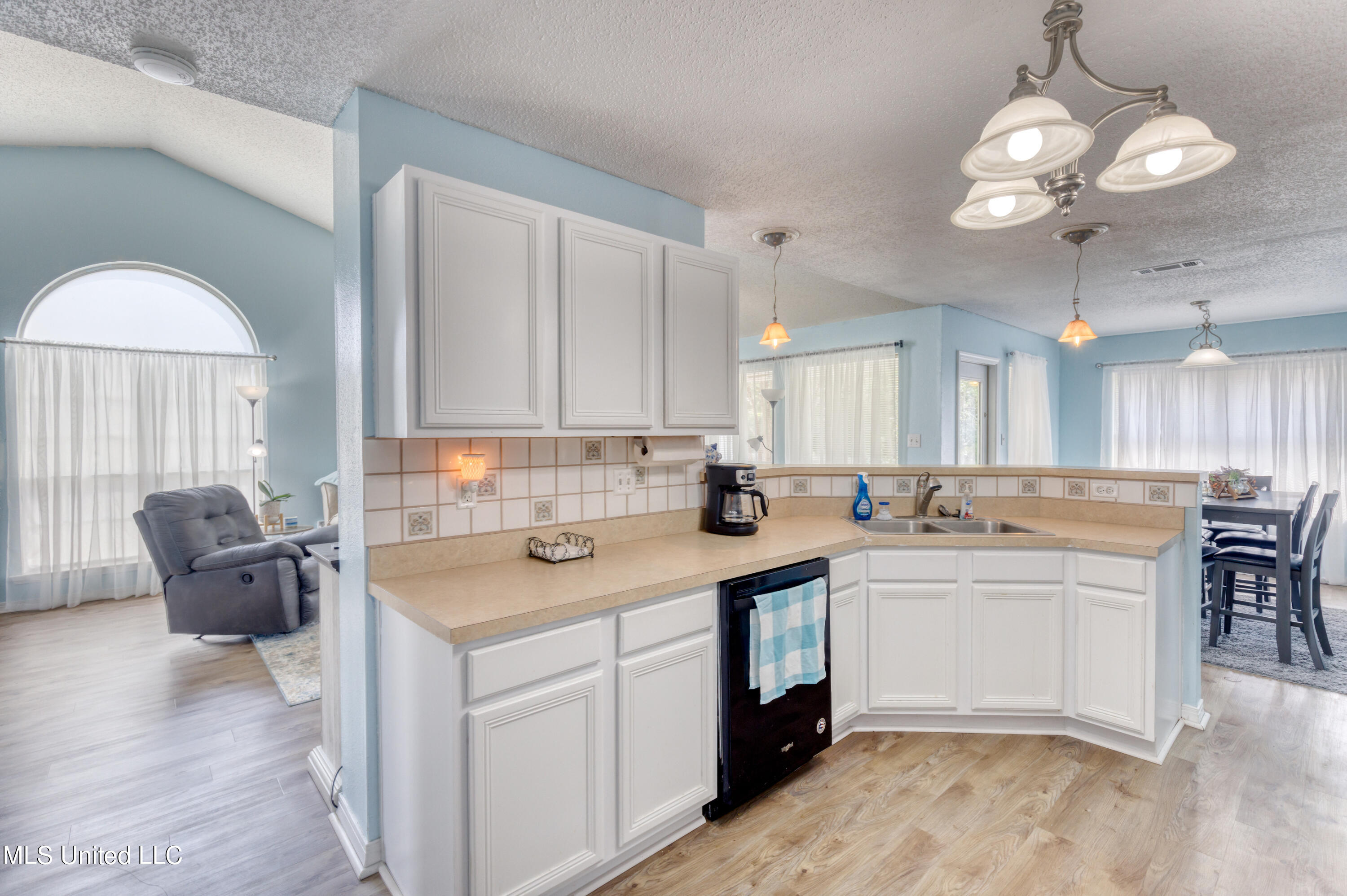 18037 Cypress Pointe Drive Property Photo 13