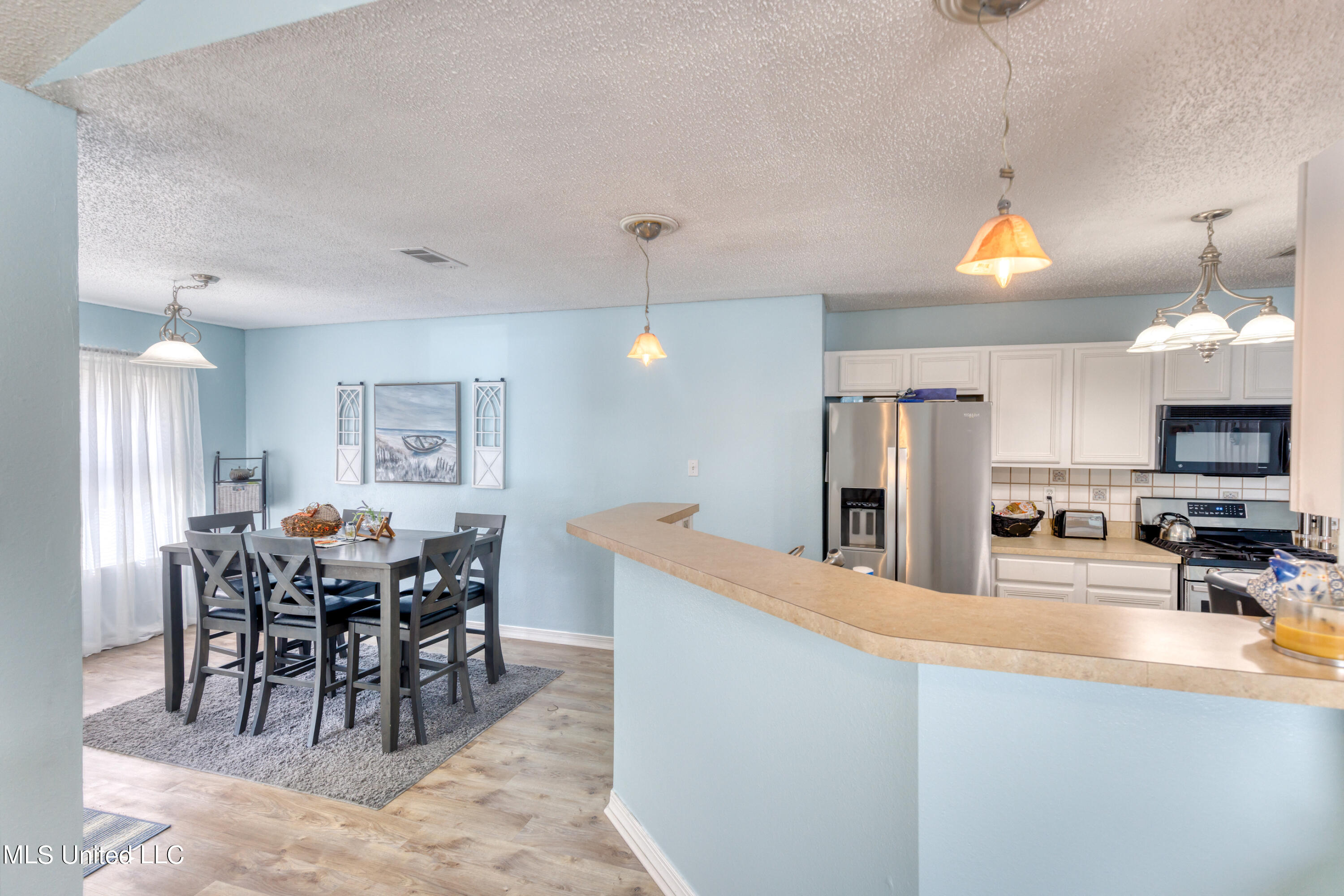 18037 Cypress Pointe Drive Property Photo 14