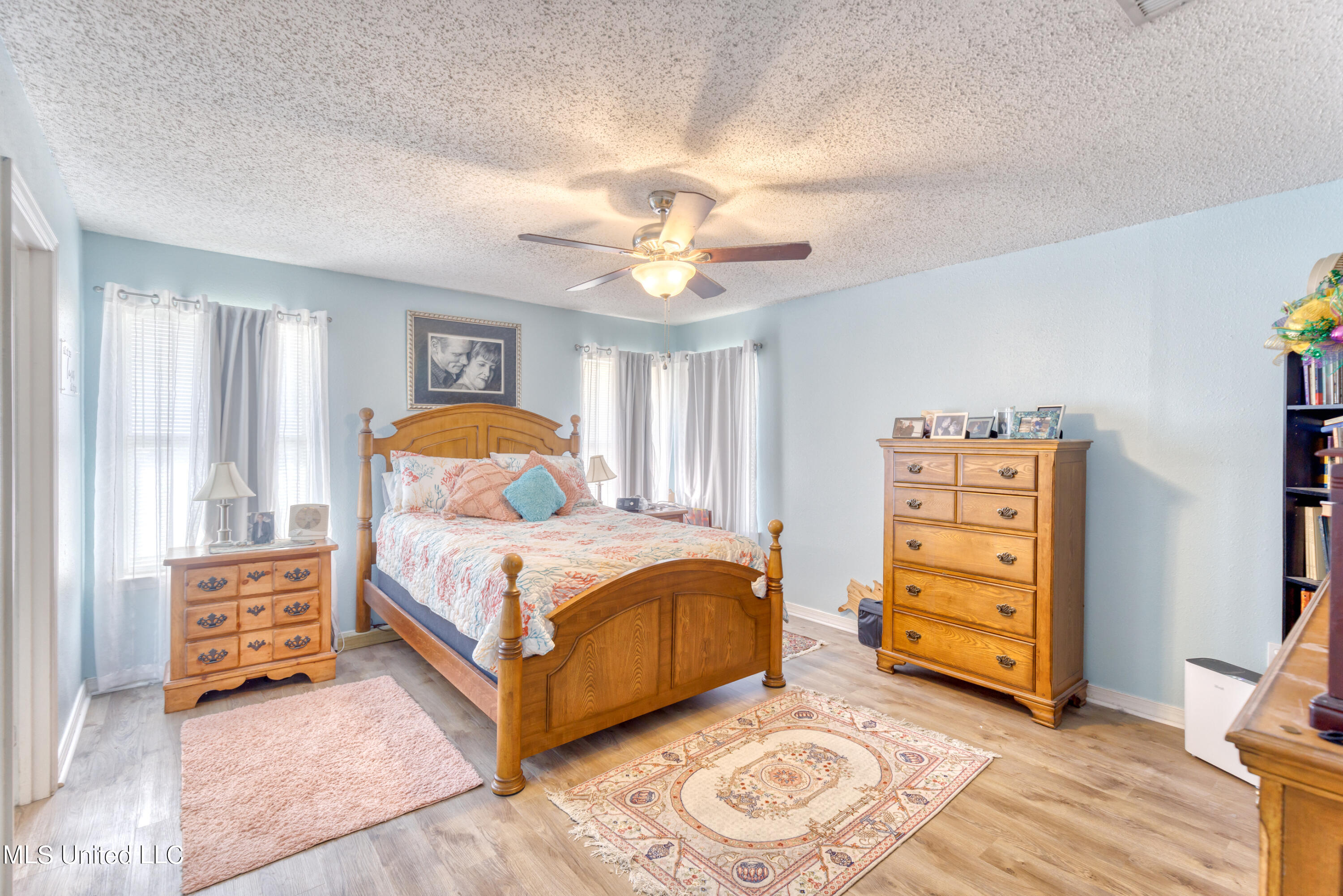 18037 Cypress Pointe Drive Property Photo 16