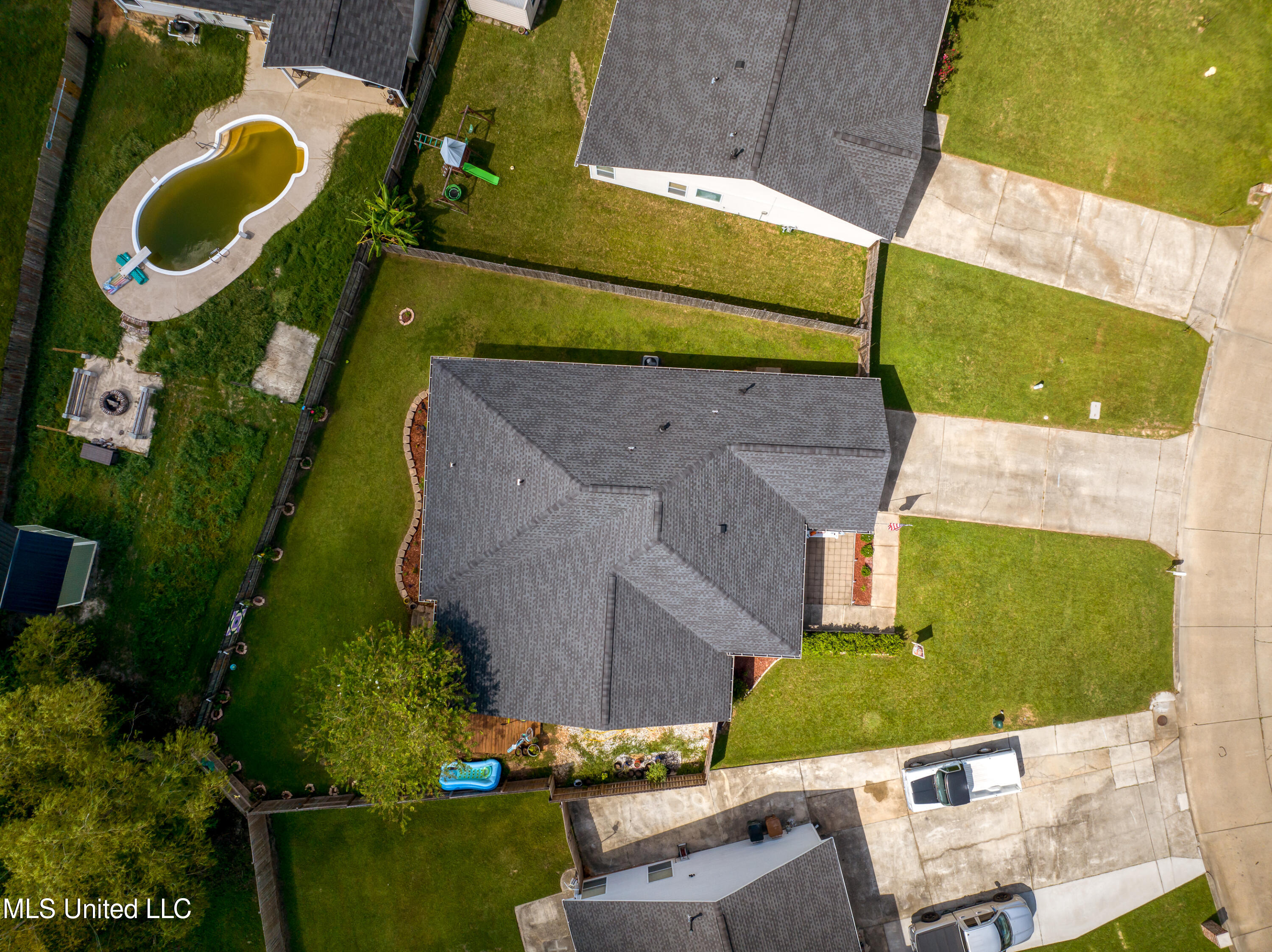 18037 Cypress Pointe Drive Property Photo 27