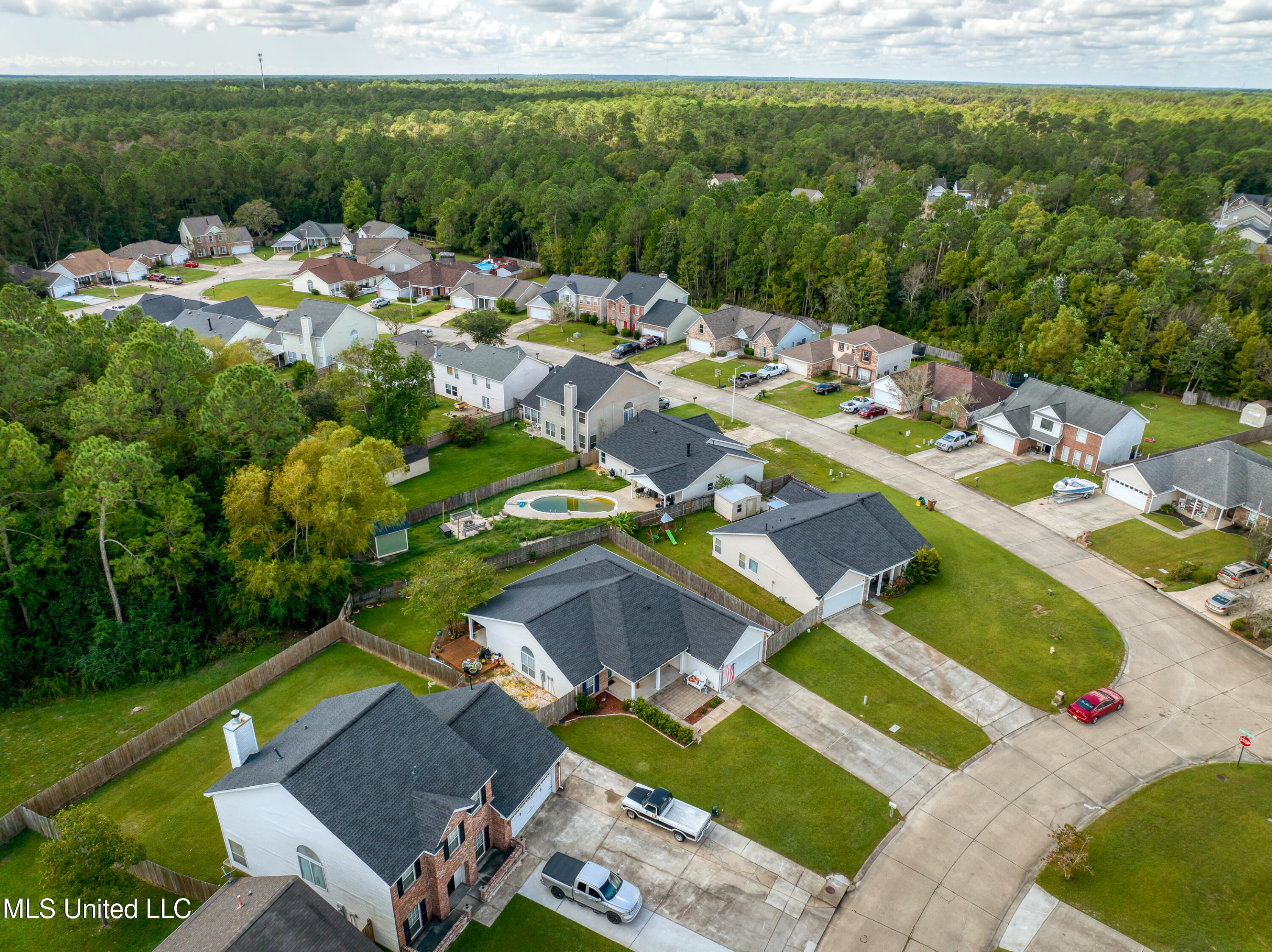 18037 Cypress Pointe Drive Property Photo 28
