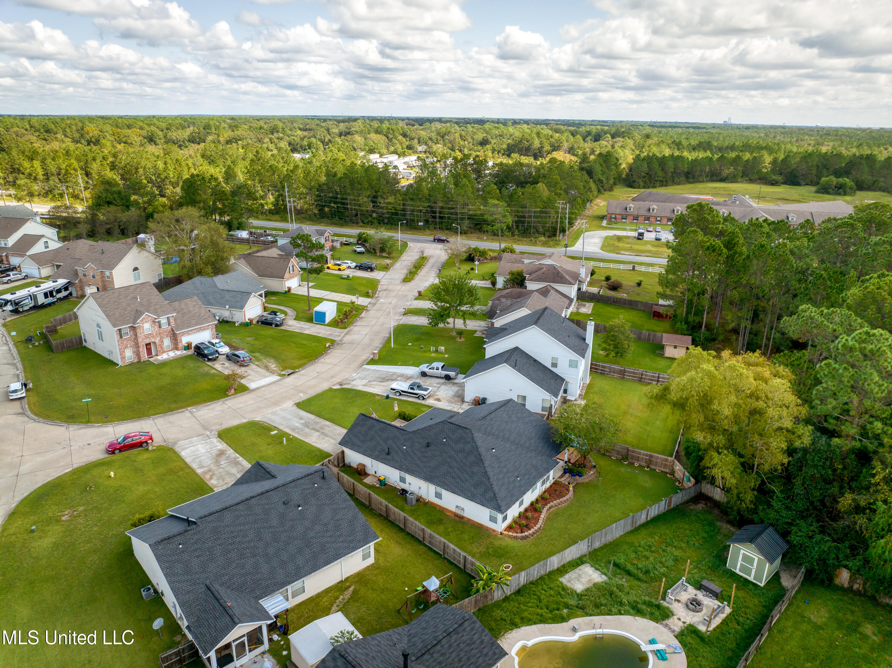 18037 Cypress Pointe Drive Property Photo 30