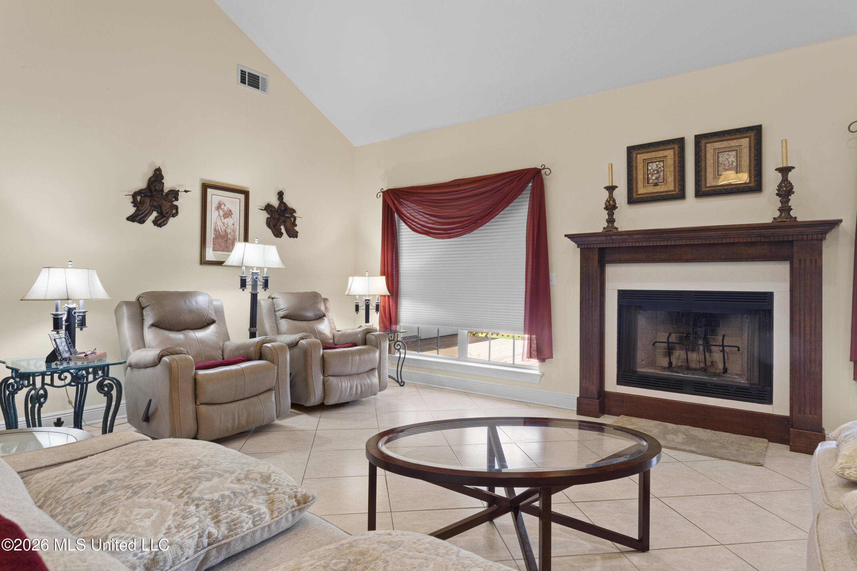 17433 Dogwood Hills Drive Property Photo 10